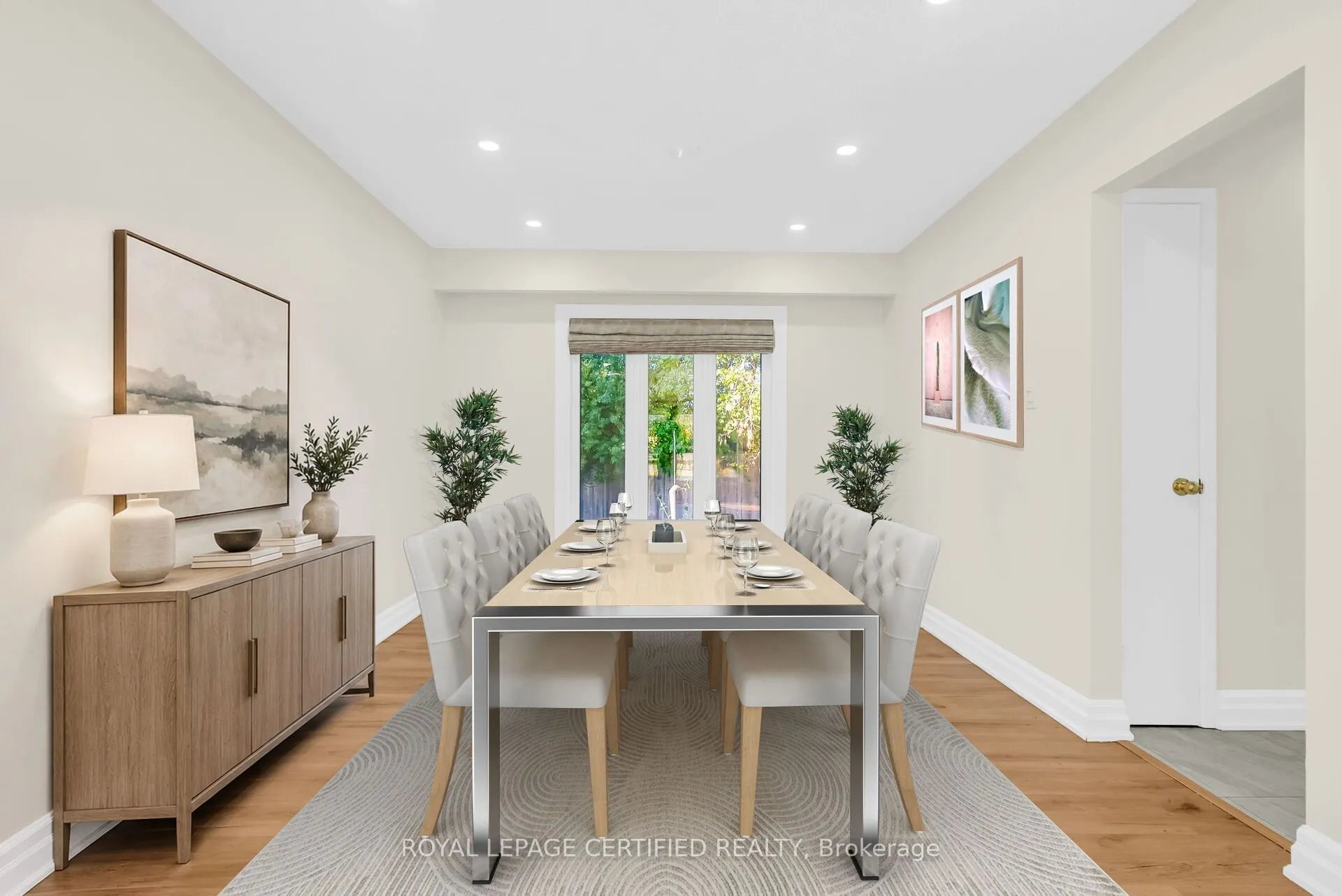 22 Madelaine Crescent