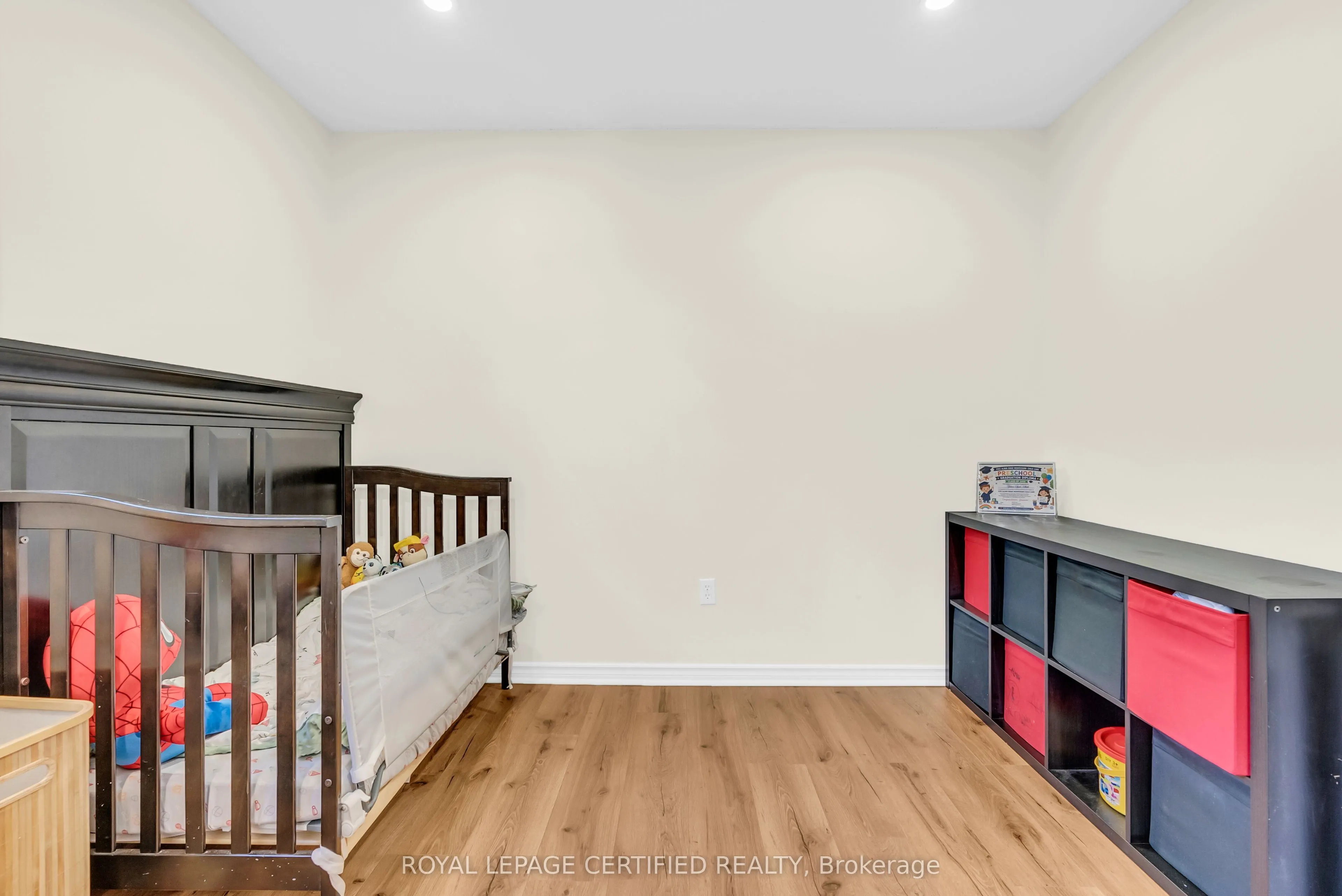 22 Madelaine Crescent