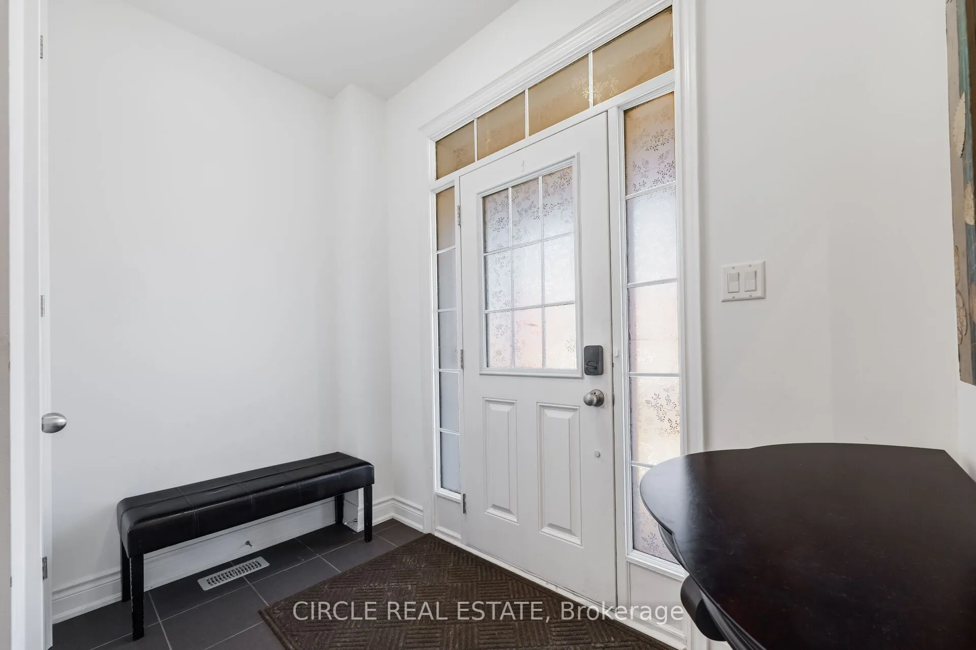 13 Lady Evelyn Crescent