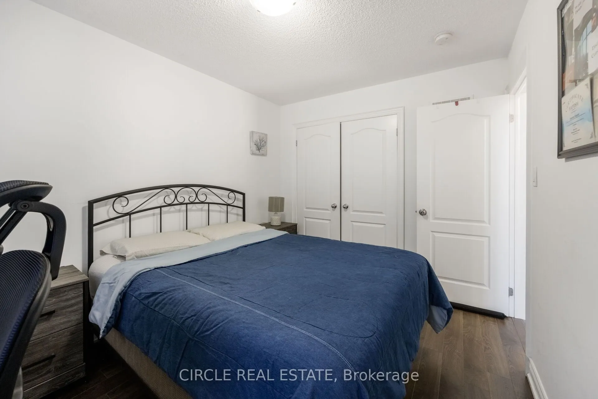13 Lady Evelyn Crescent