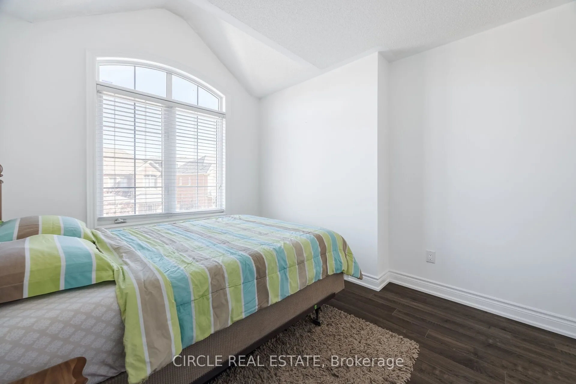 13 Lady Evelyn Crescent