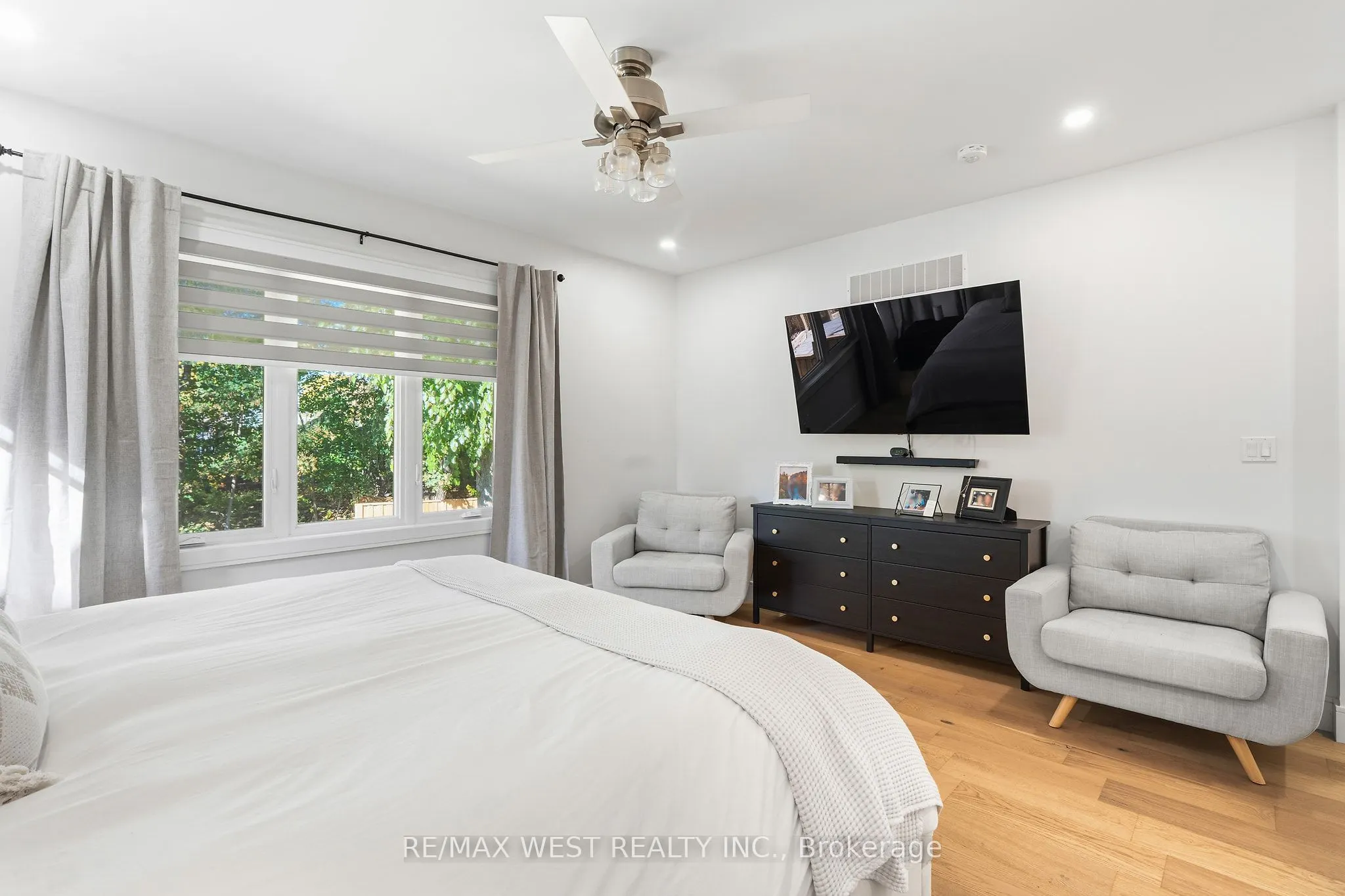 42 Woolton Crescent