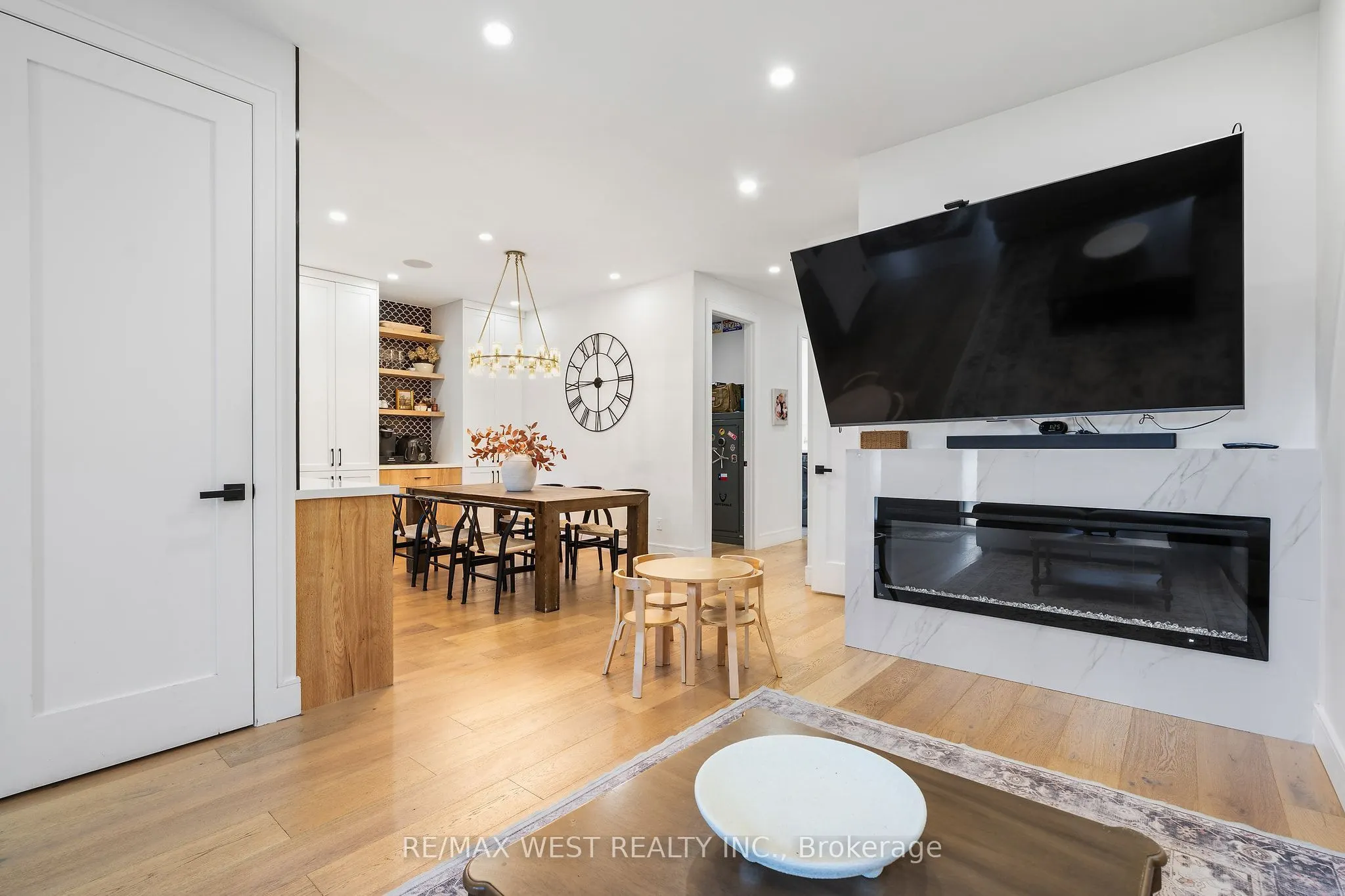 42 Woolton Crescent