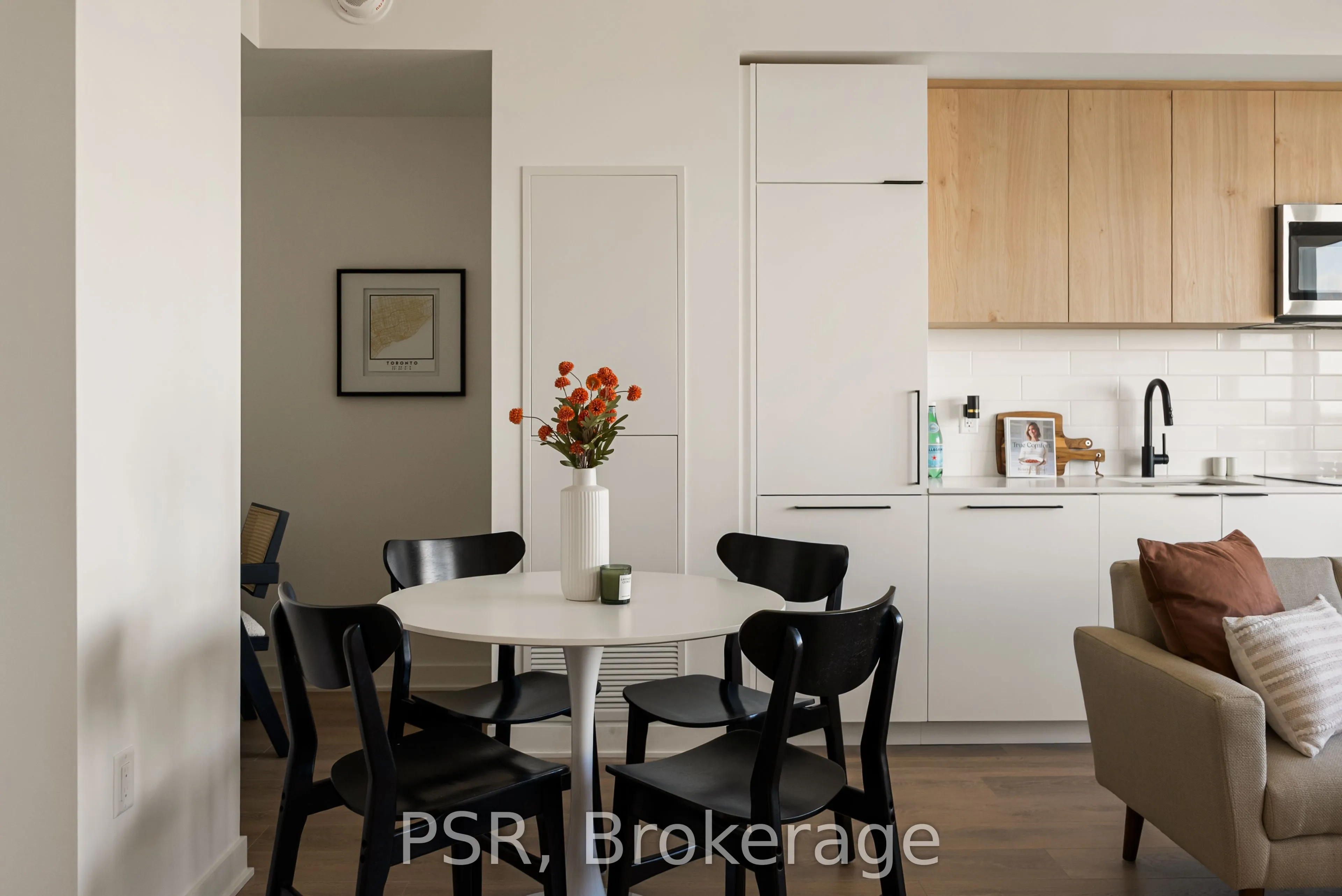 1185 Dupont Street #2011