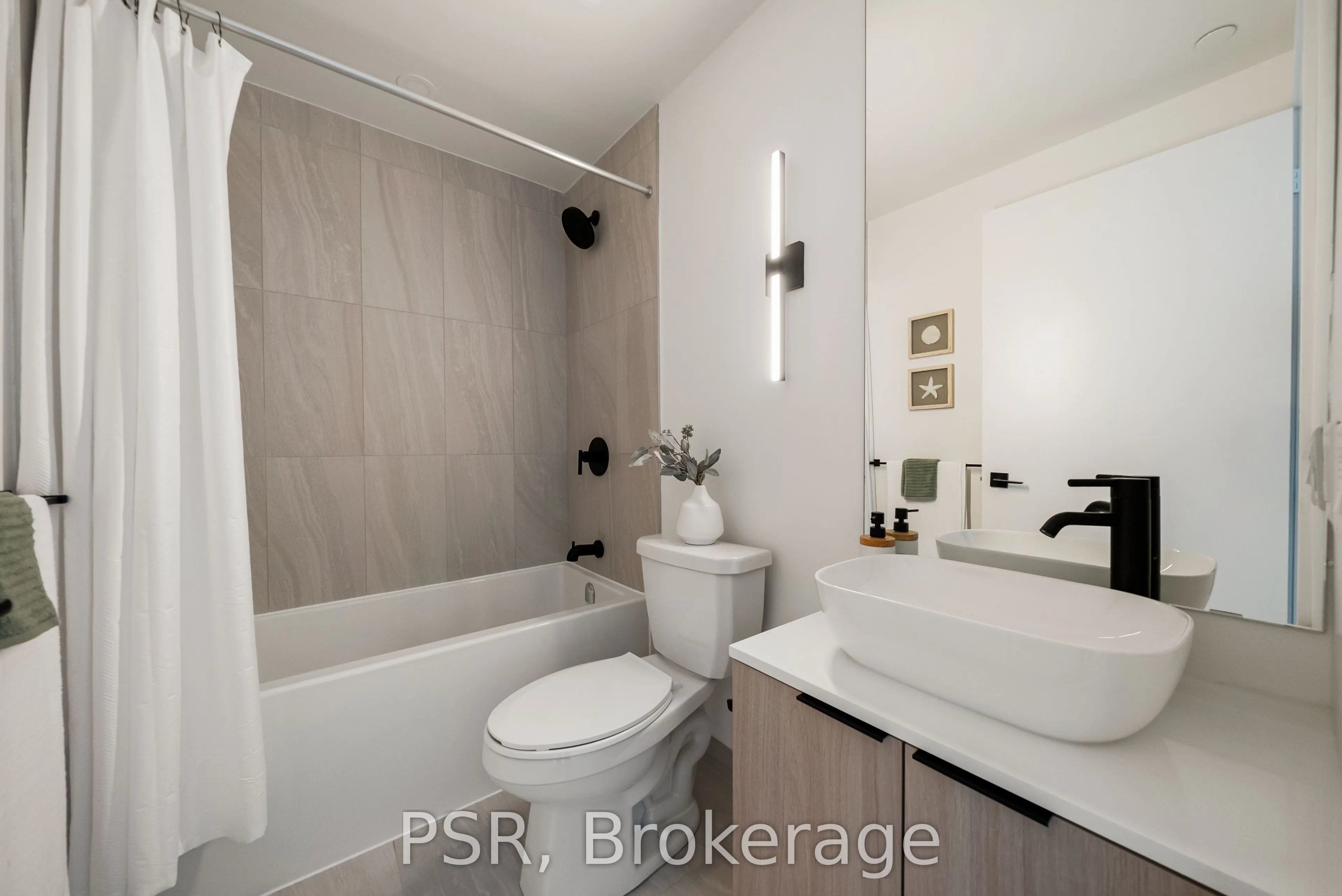 1185 Dupont Street #2011