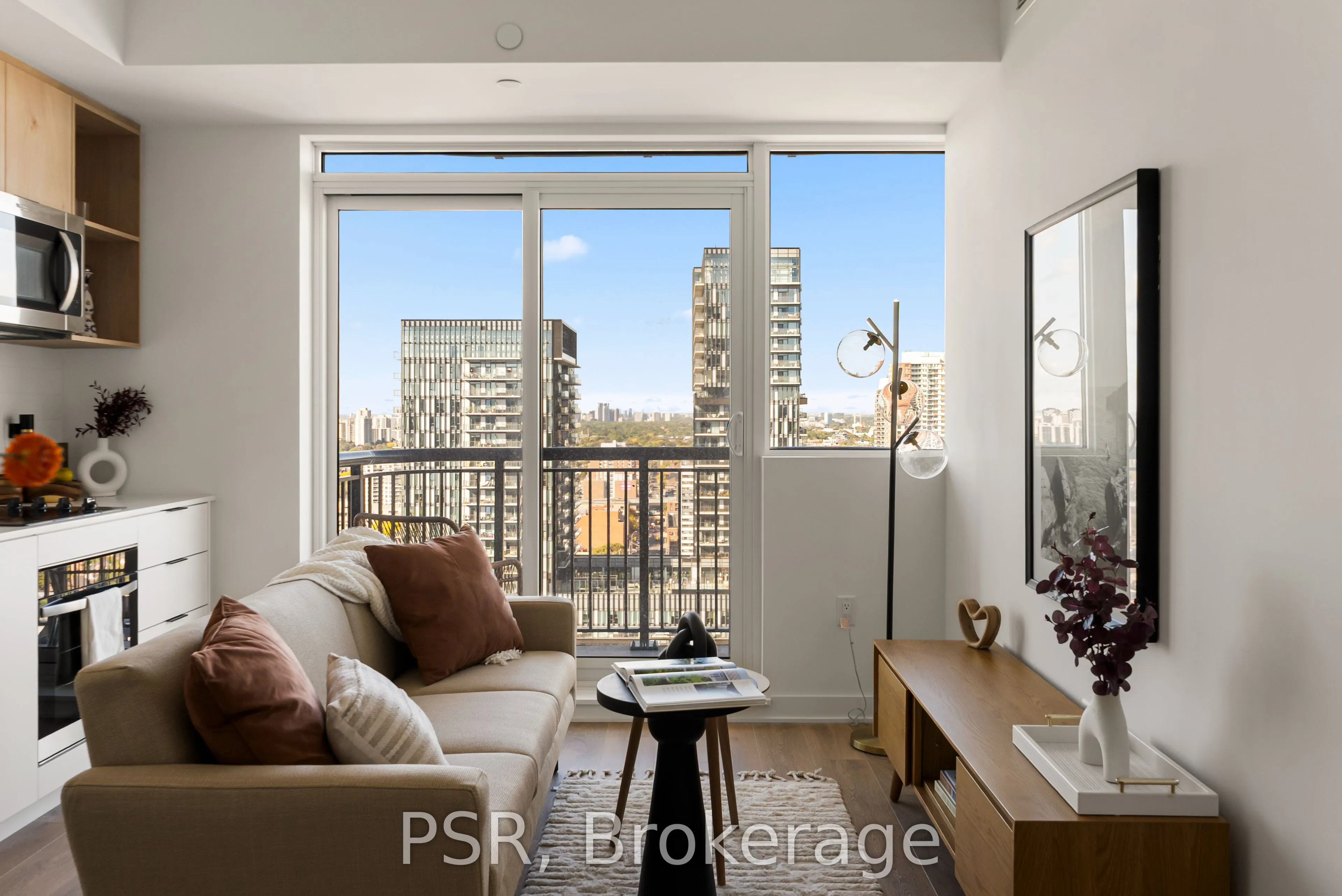 1185 Dupont Street #2011