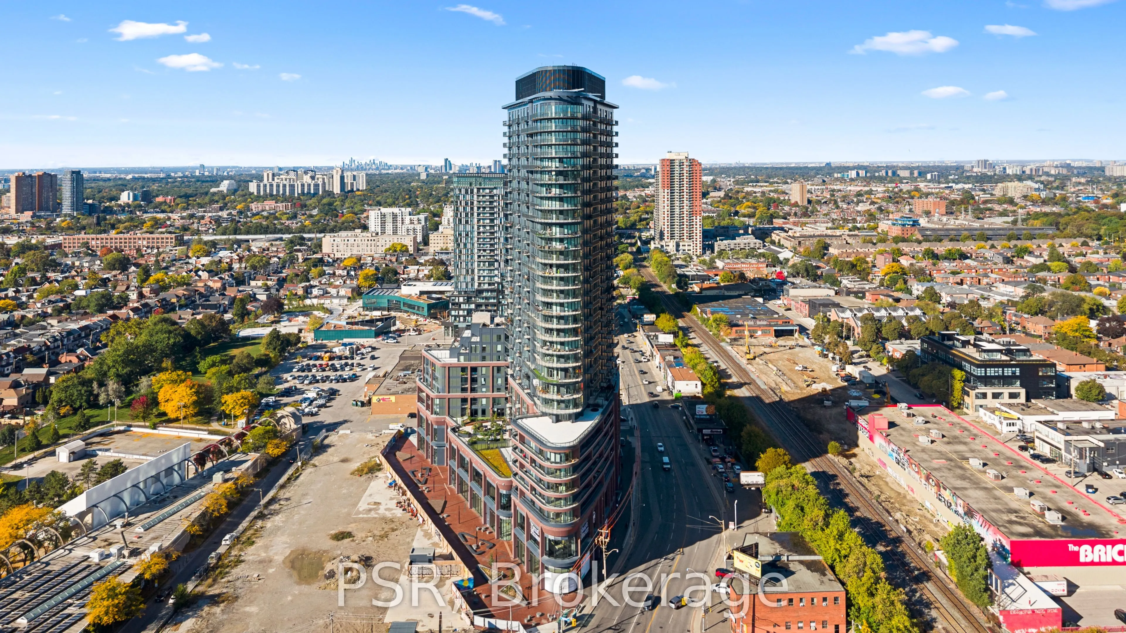 1185 Dupont Street #2402