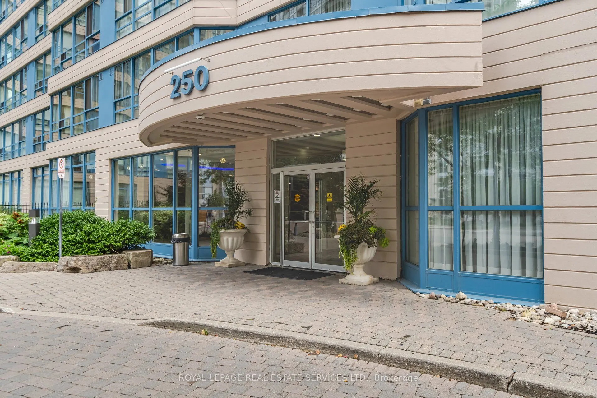 250 Webb Drive #PH05