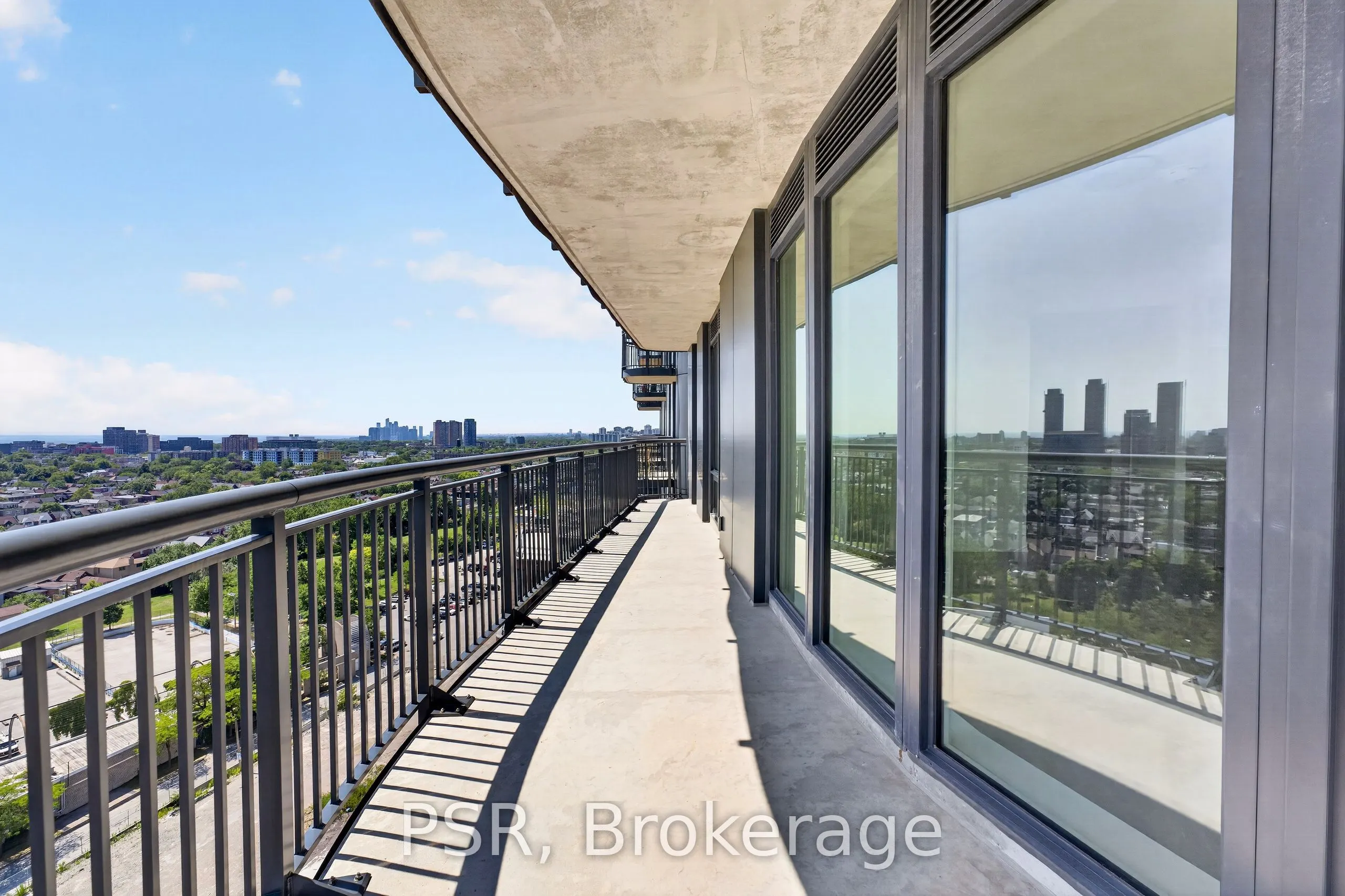 1185 Dupont Street #1207