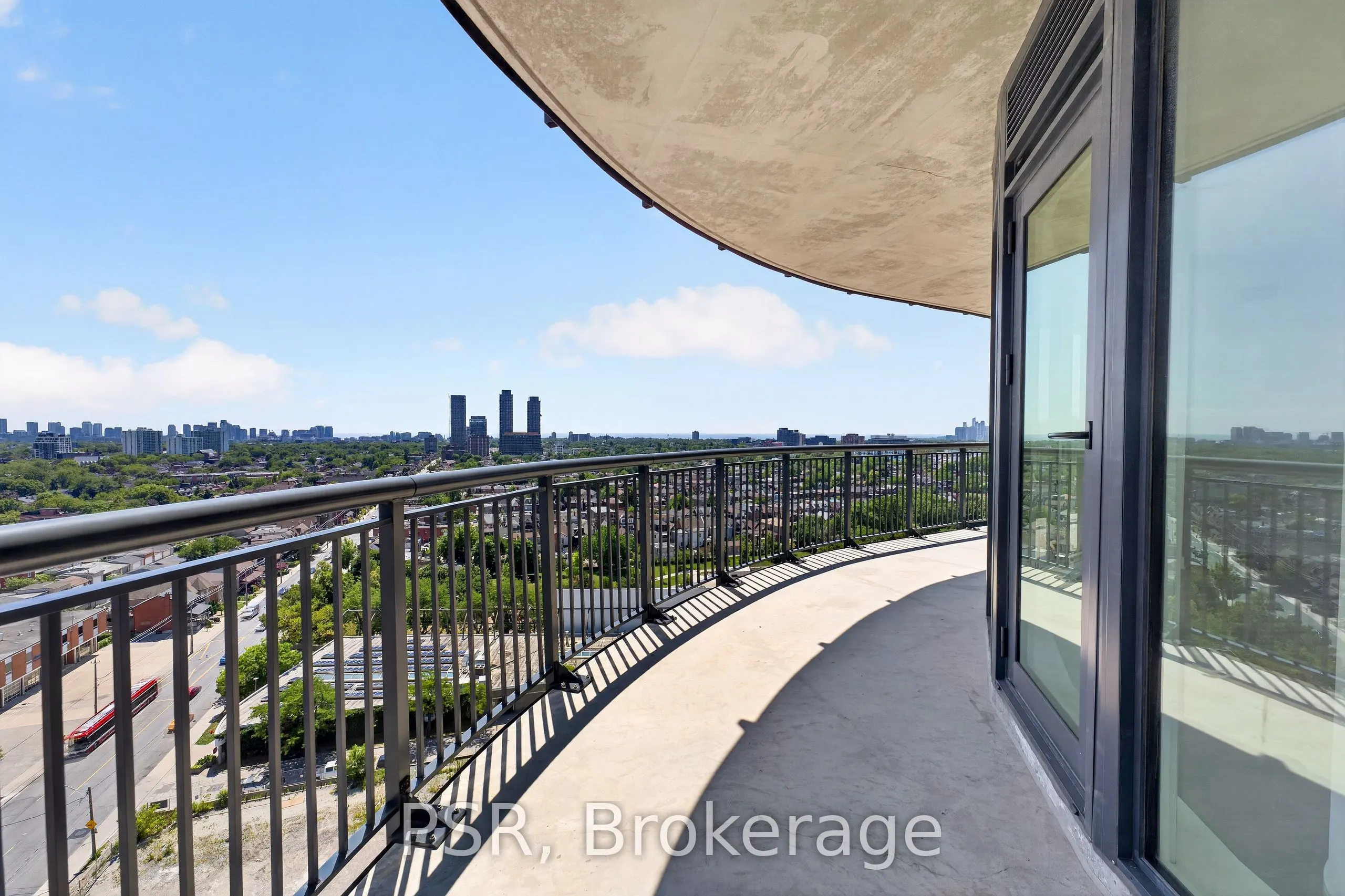 1185 Dupont Street #1207
