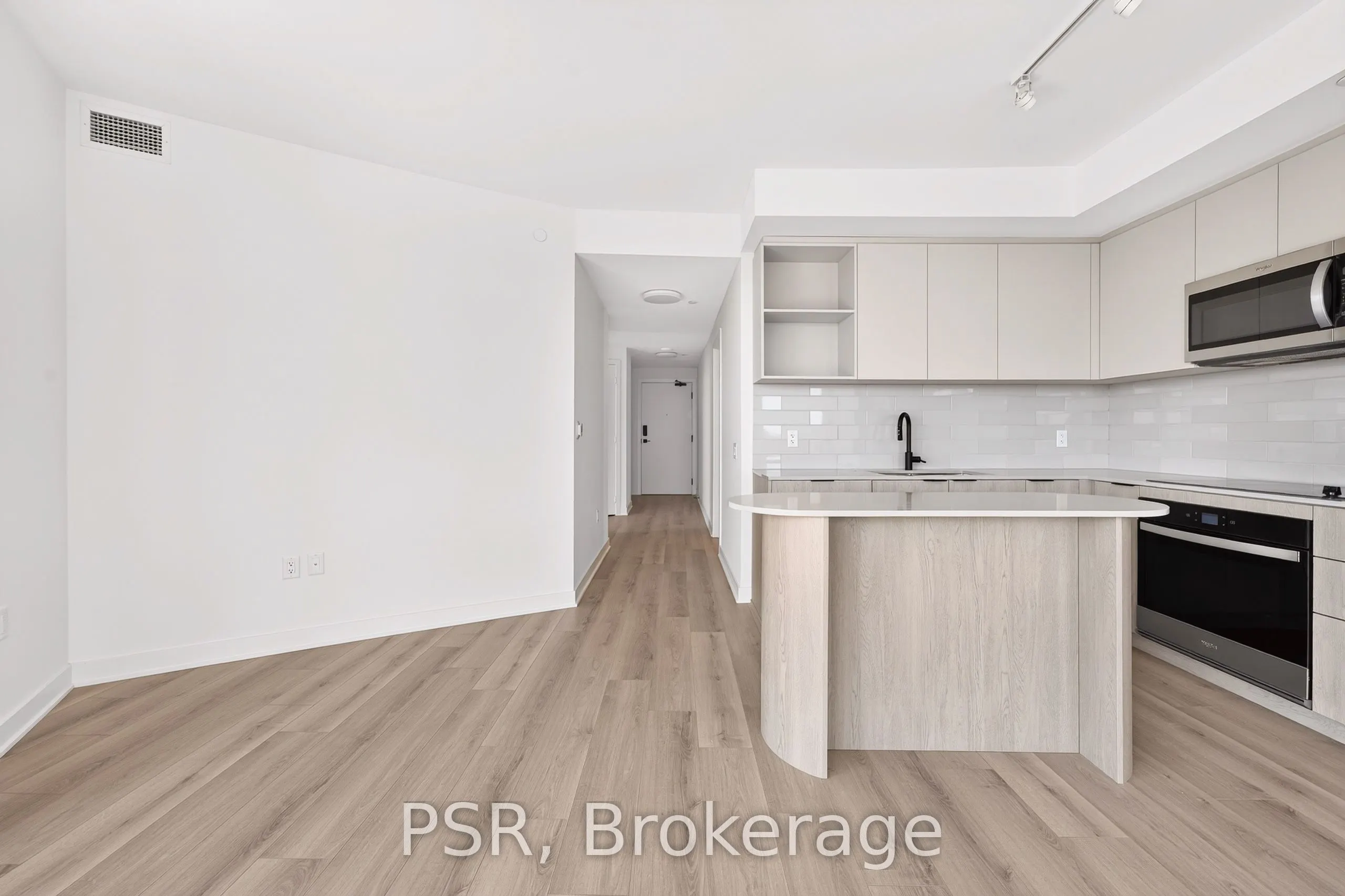 1185 Dupont Street #1207
