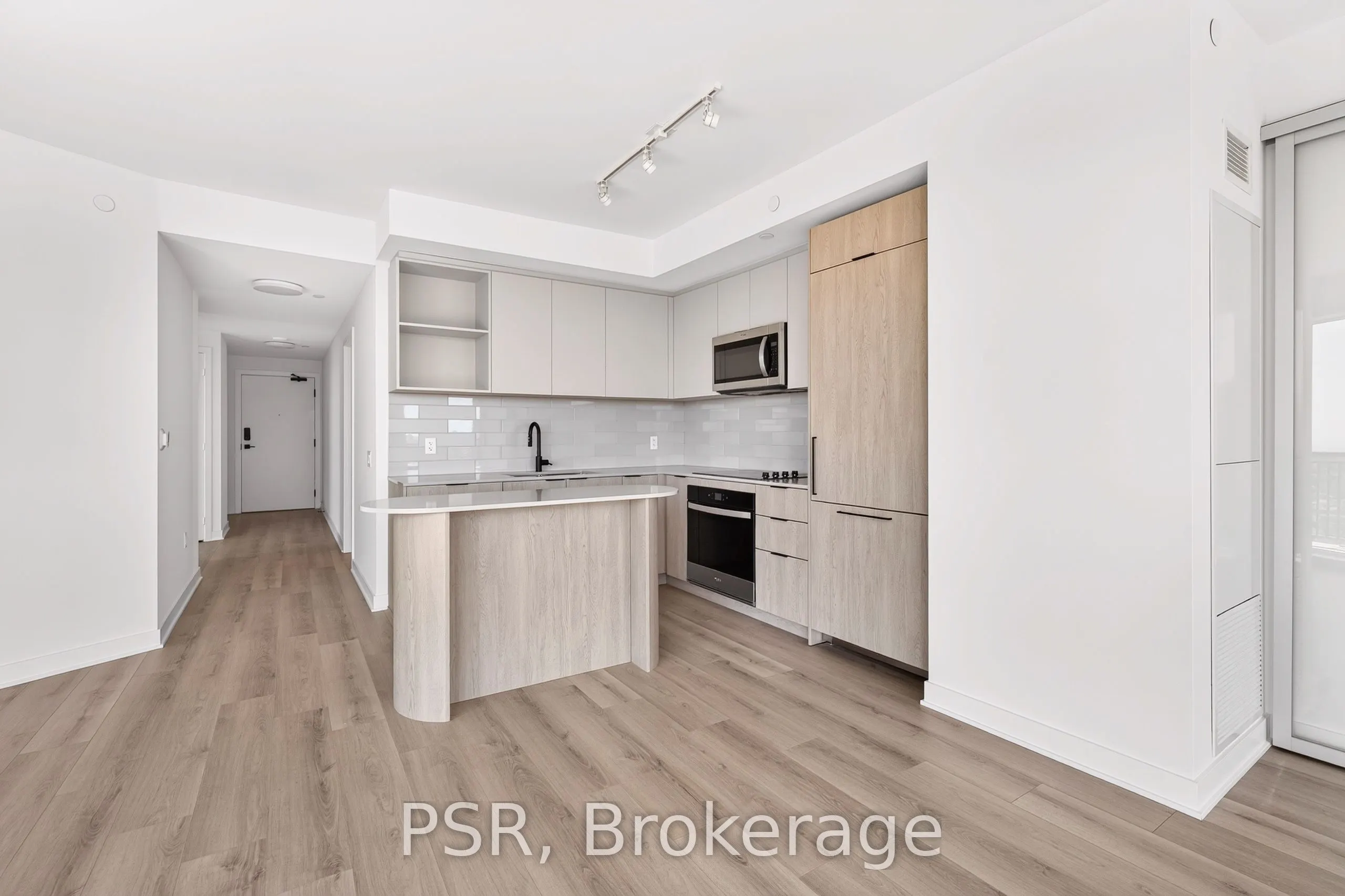 1185 Dupont Street #1207