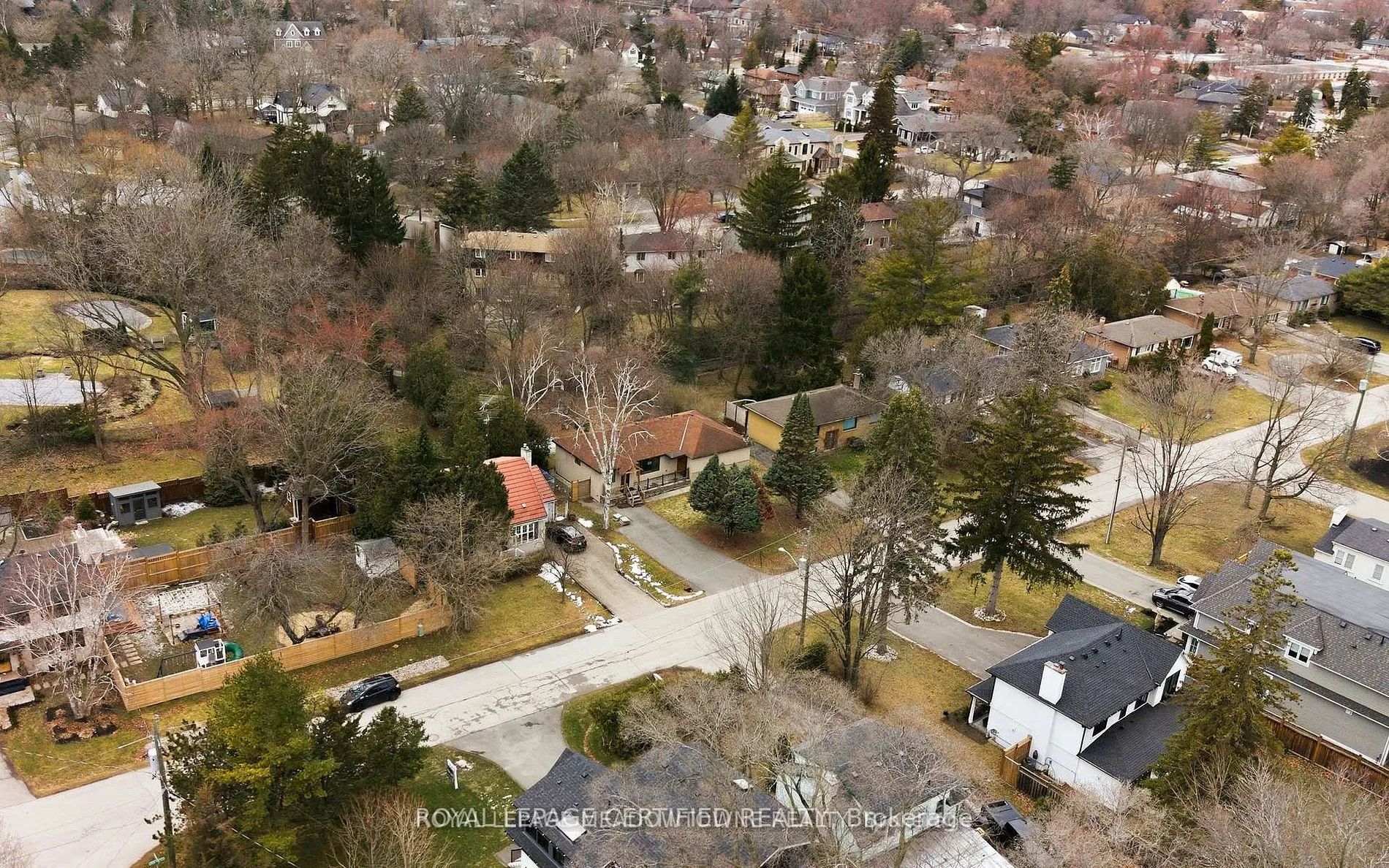 208 Glen Oak Drive