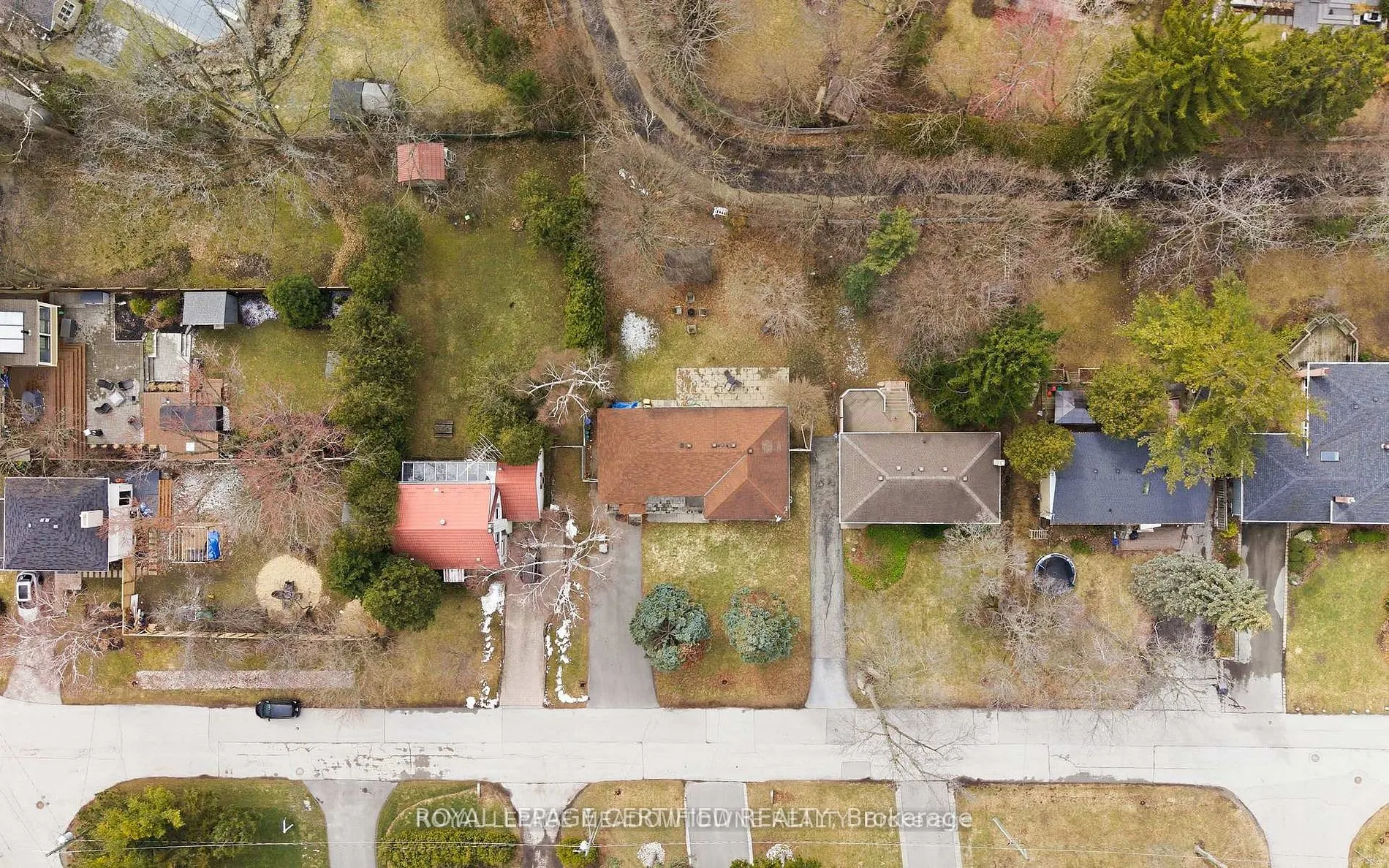 208 Glen Oak Drive