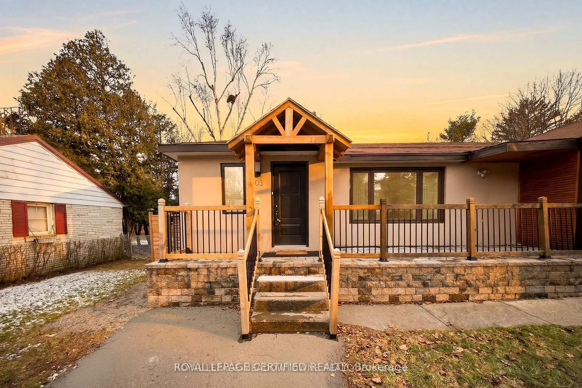 208 Glen Oak Drive