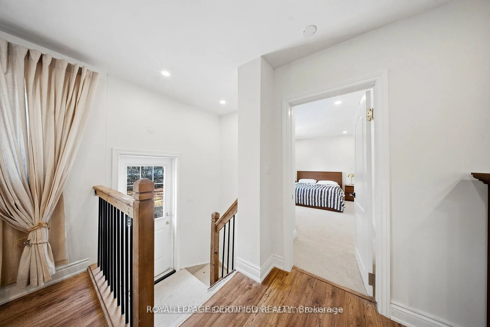 208 Glen Oak Drive