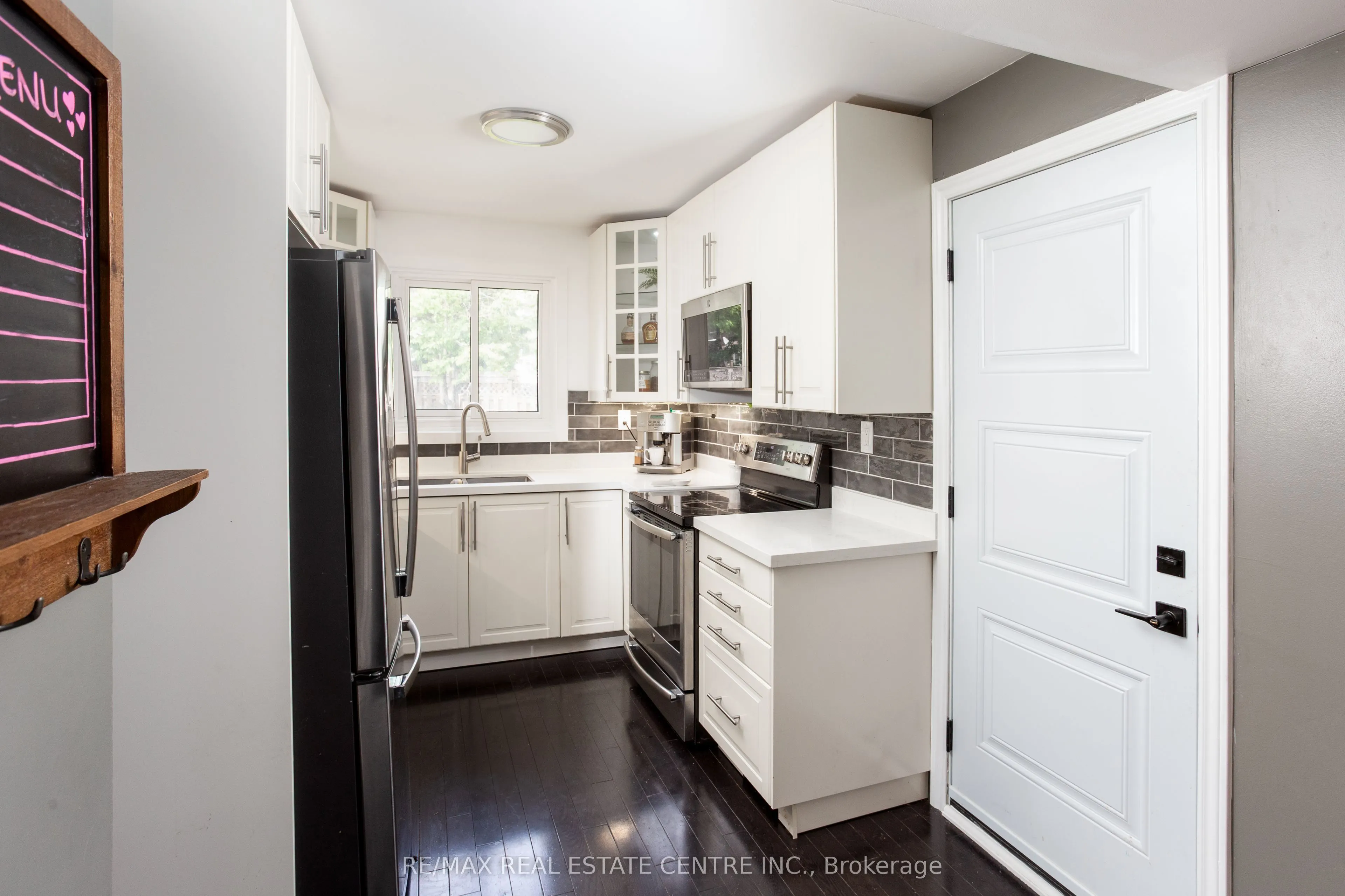 289 Archdekin Drive