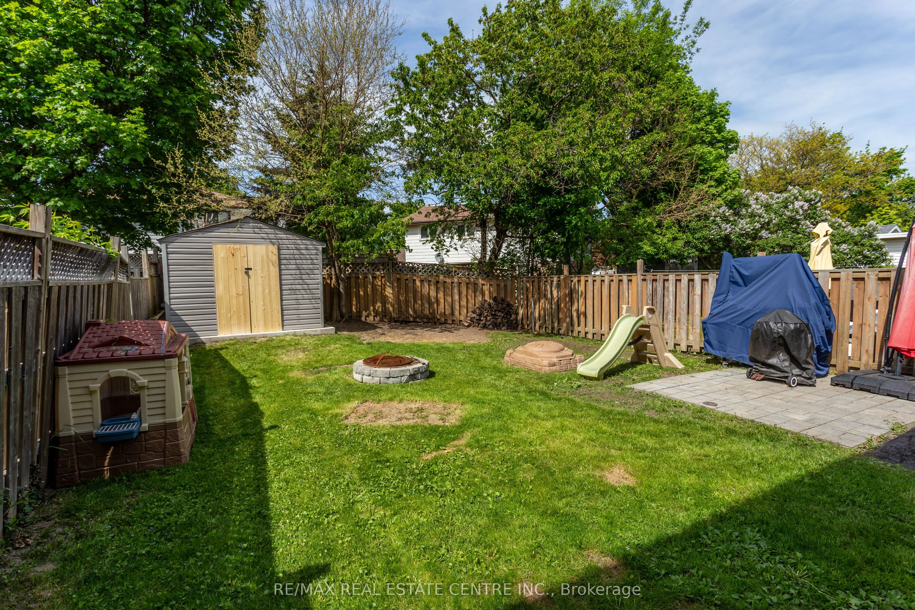 289 Archdekin Drive