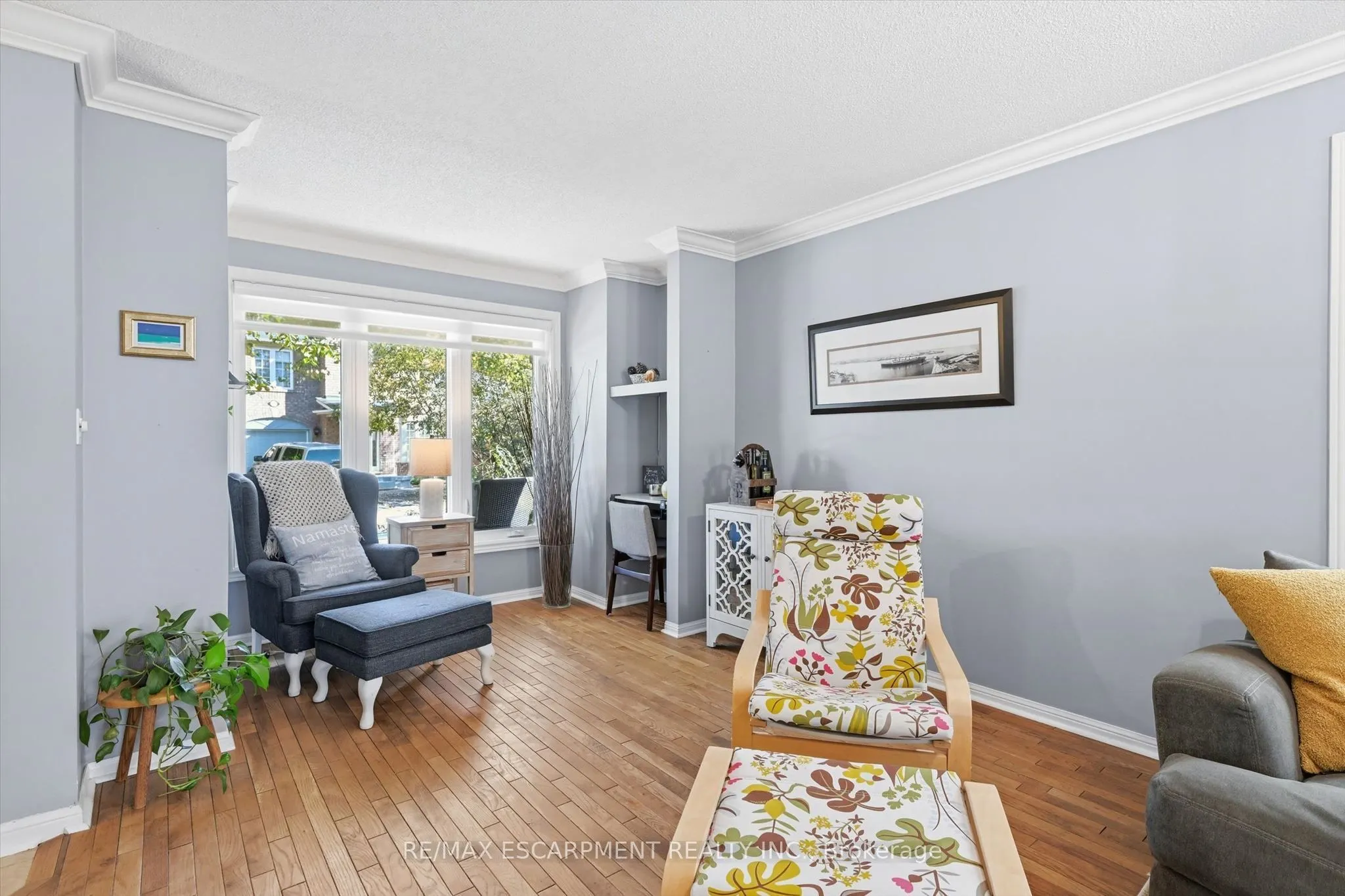 2206 Casselman Court