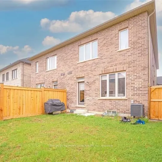 17 Angelfish Road #Upper