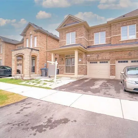 17 Angelfish Road #Upper