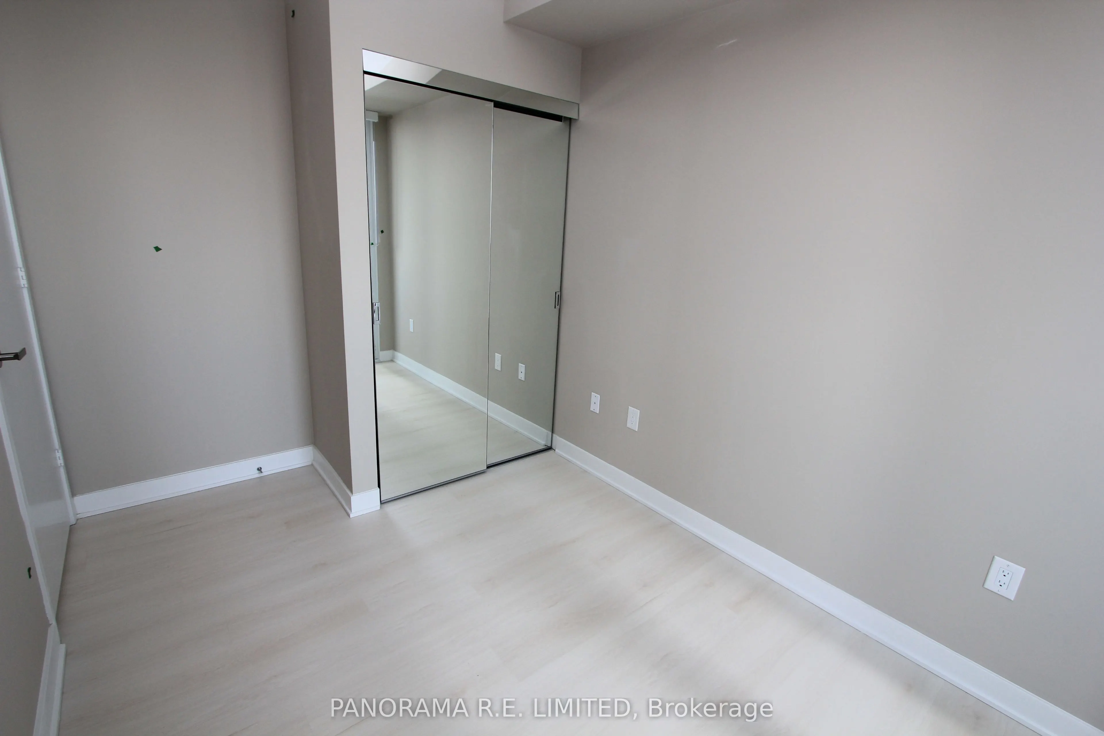 3900 Confederation Parkway #2804