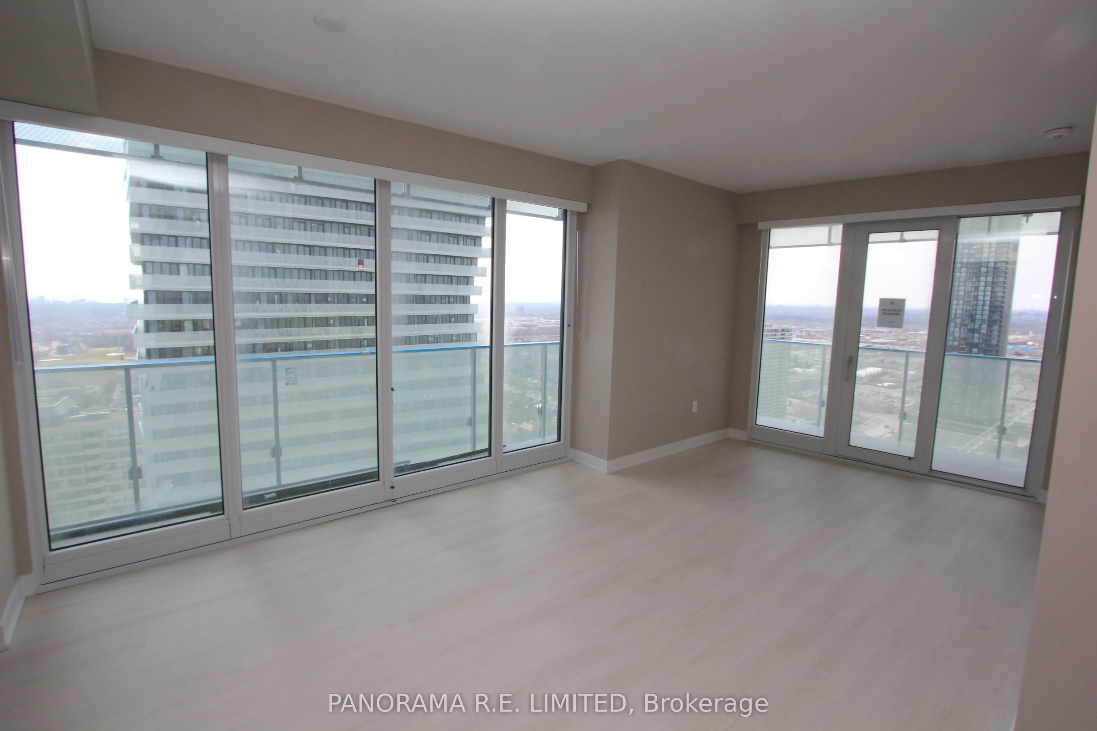 3900 Confederation Parkway #2804