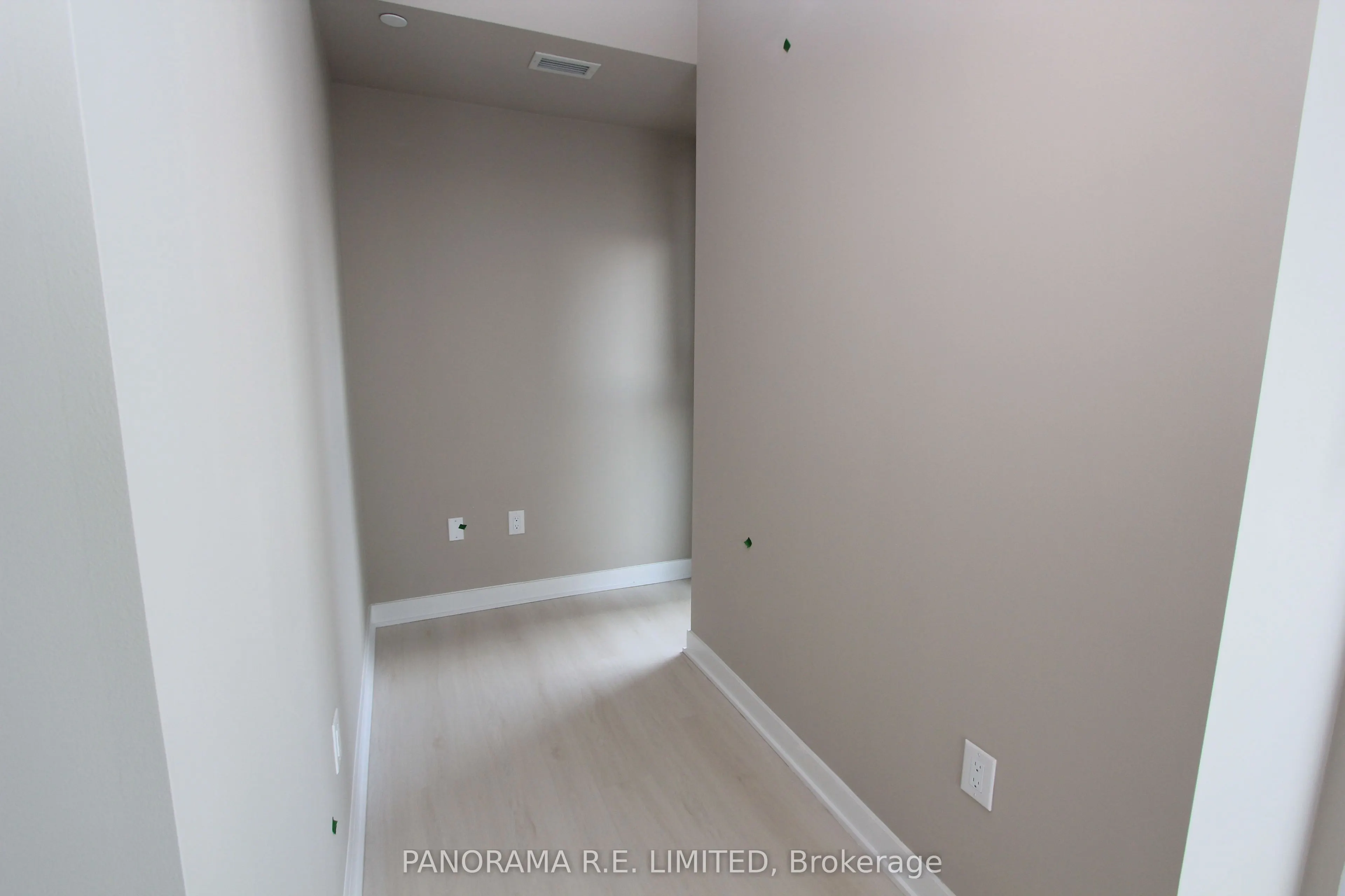 3900 Confederation Parkway #2804