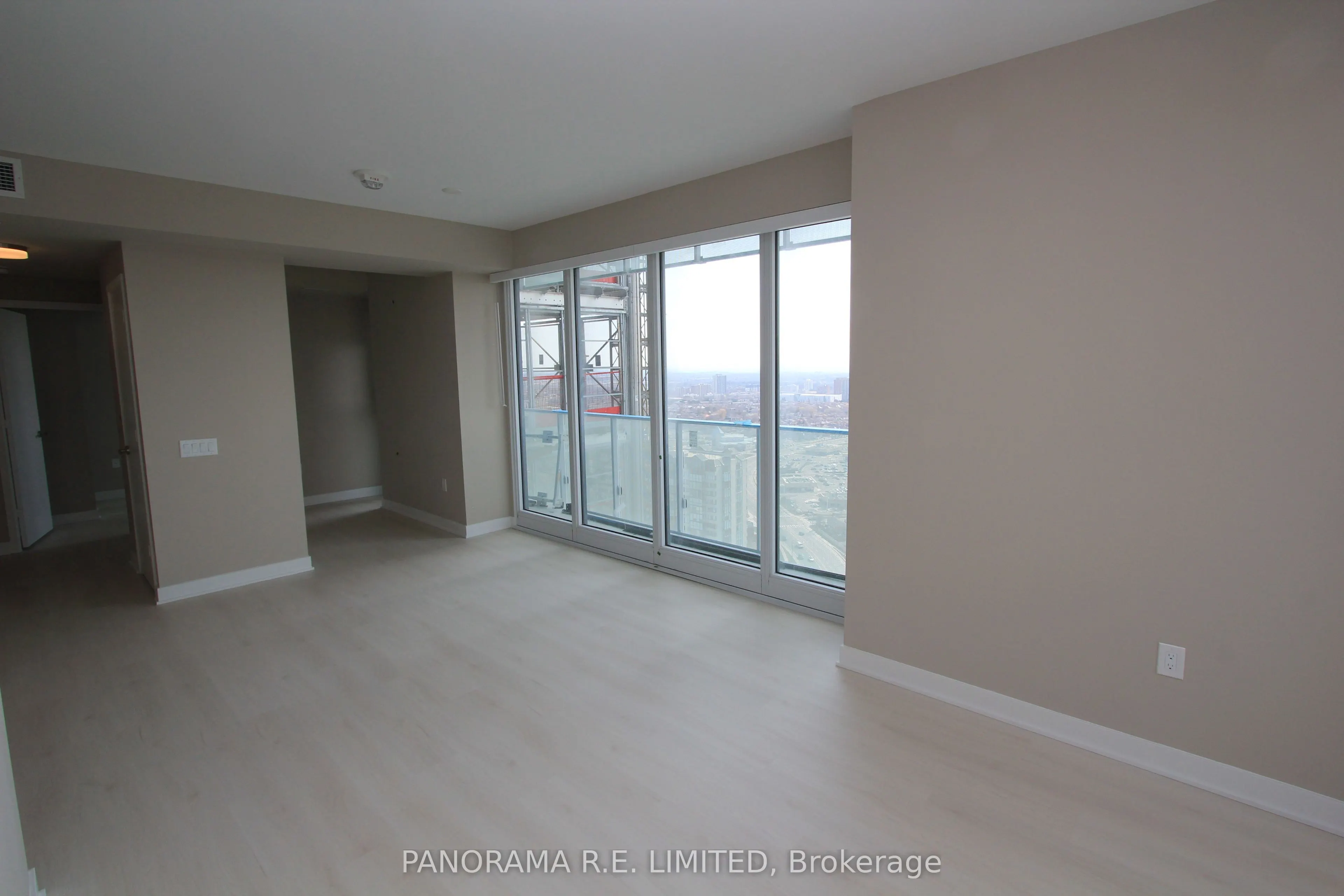 3900 Confederation Parkway #2804