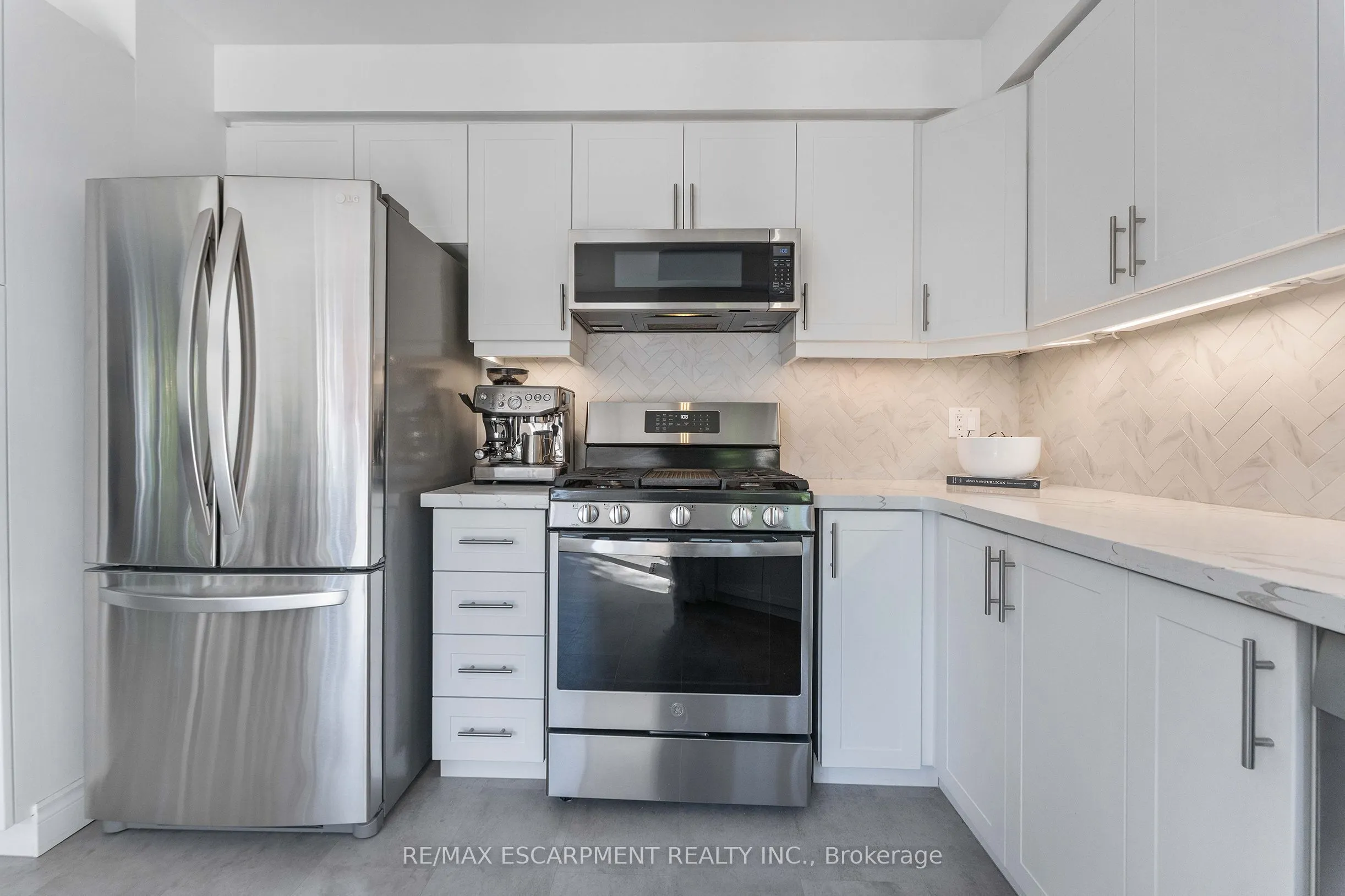 2206 Golden Orchard Trail