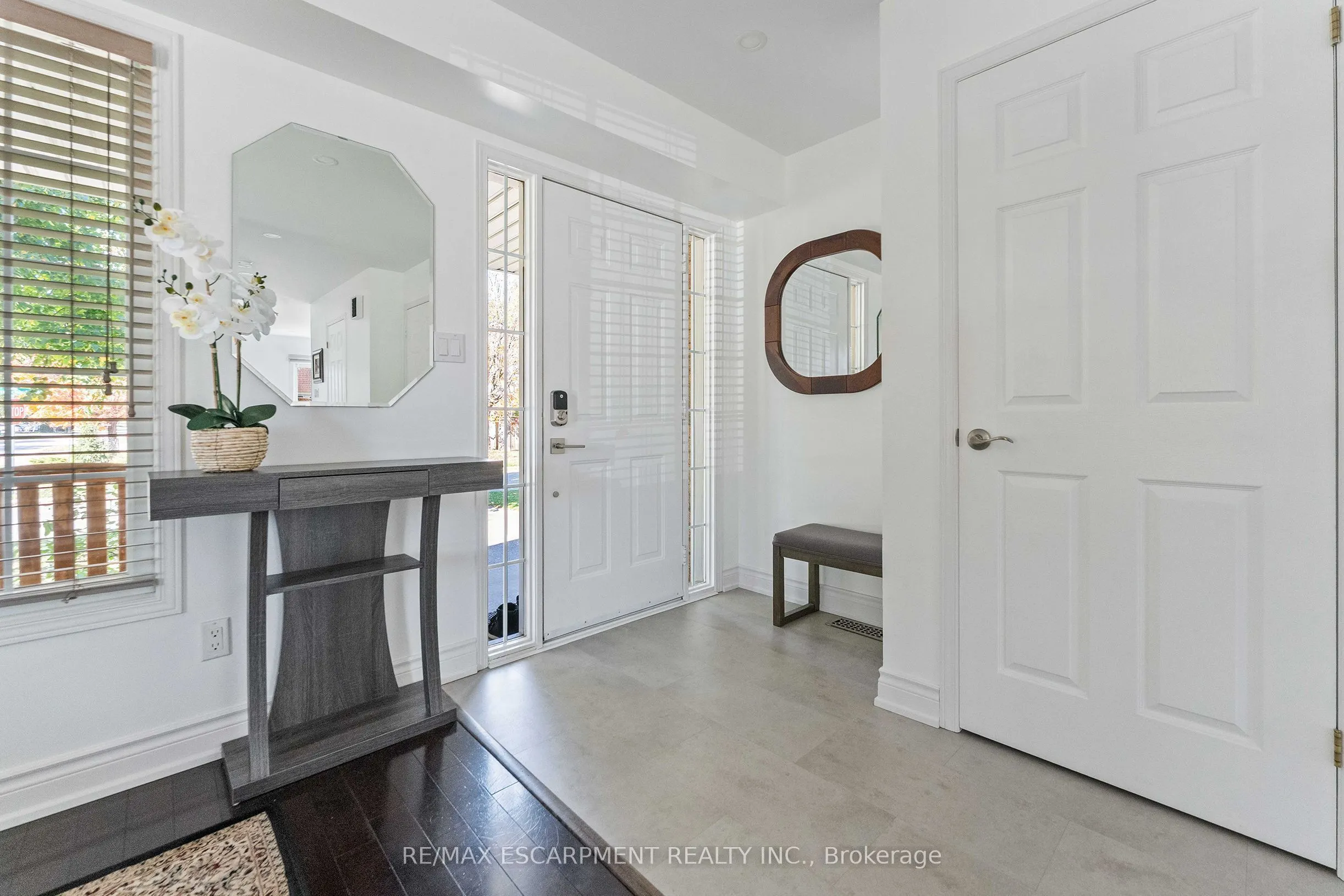2206 Golden Orchard Trail