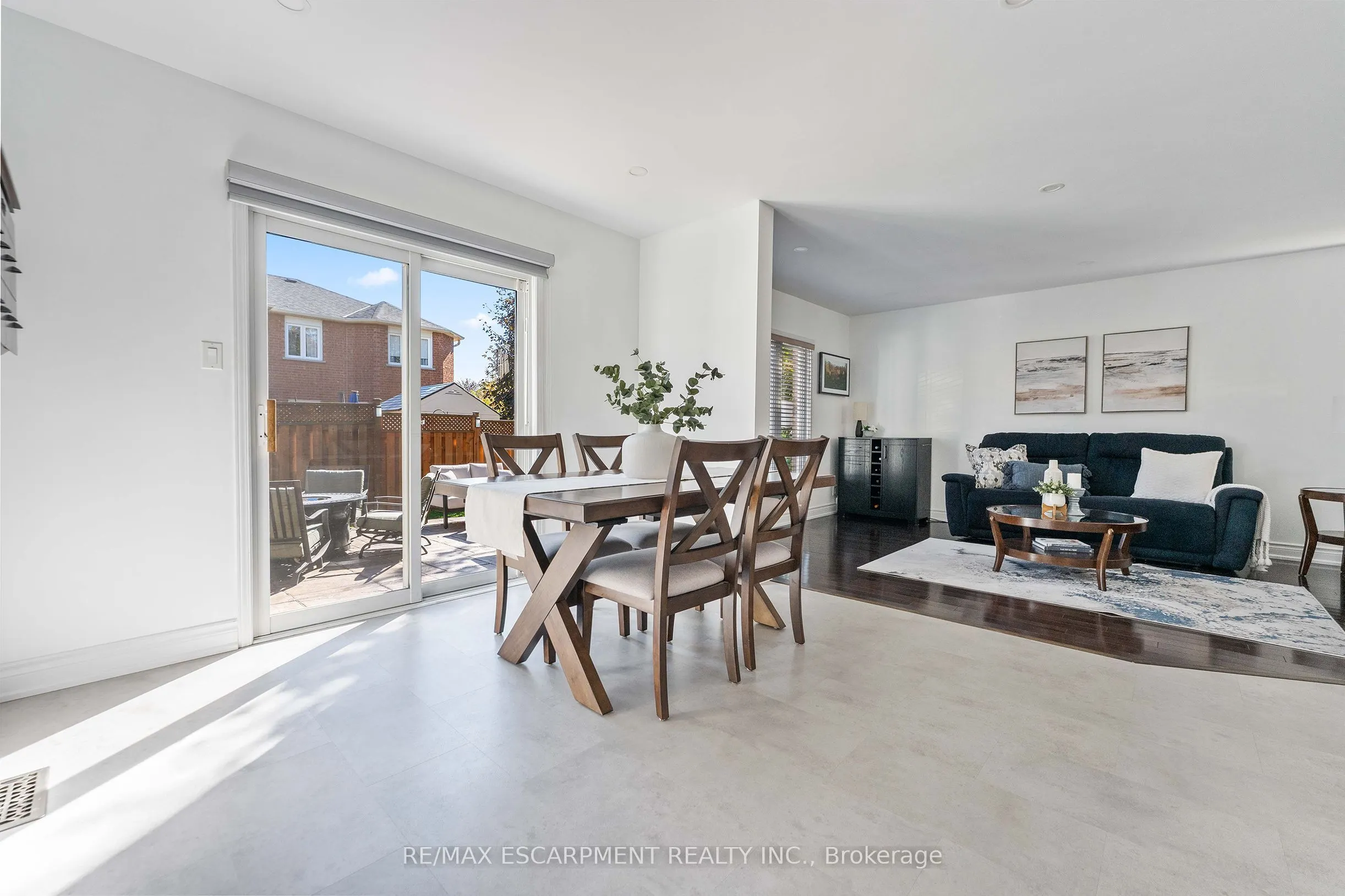 2206 Golden Orchard Trail