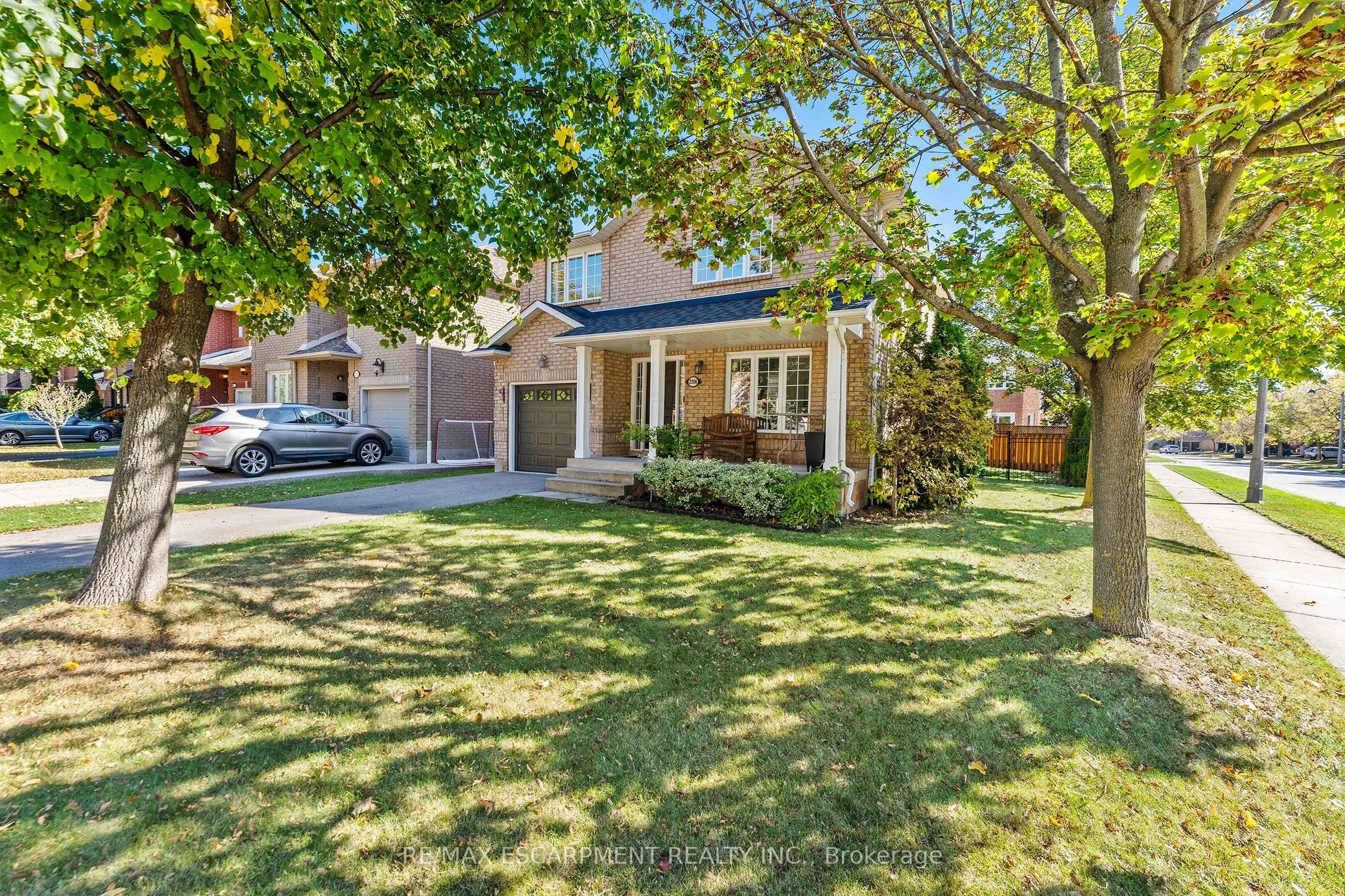 2206 Golden Orchard Trail