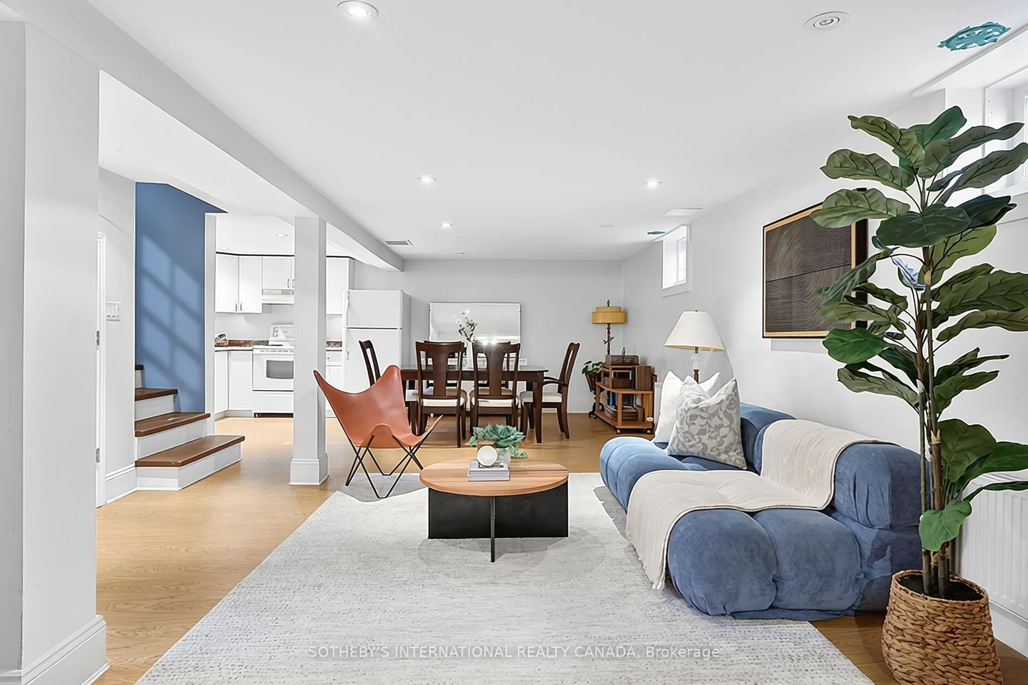 16 Smithfield Drive