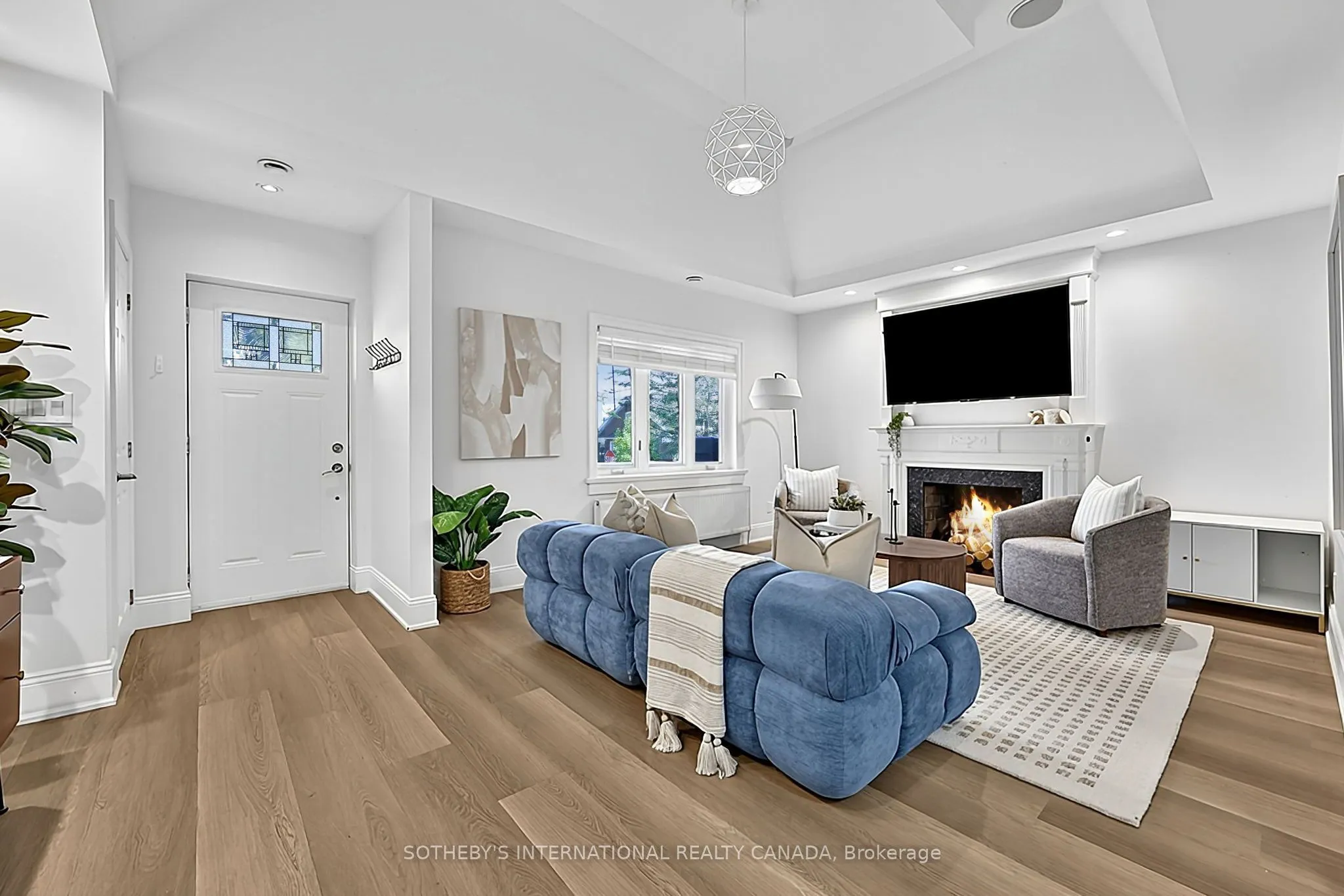 16 Smithfield Drive