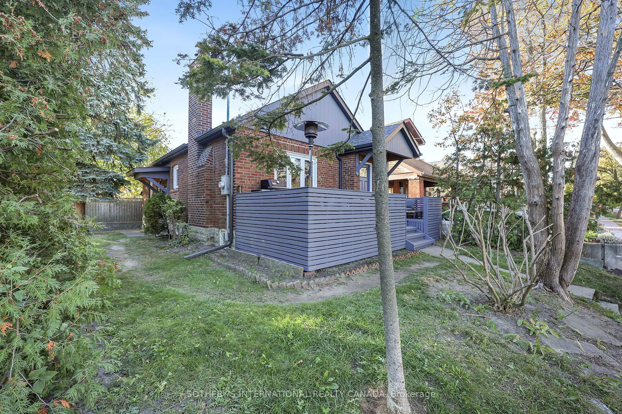16 Smithfield Drive