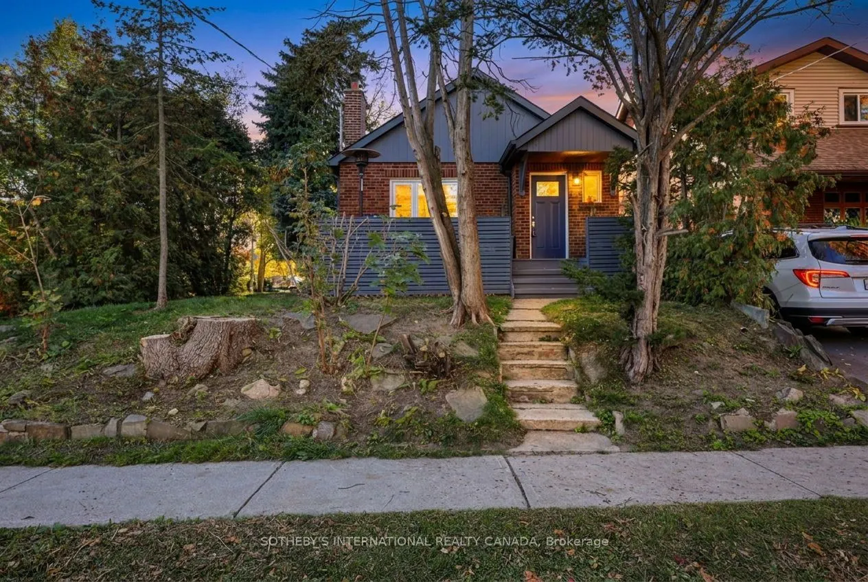 16 Smithfield Drive