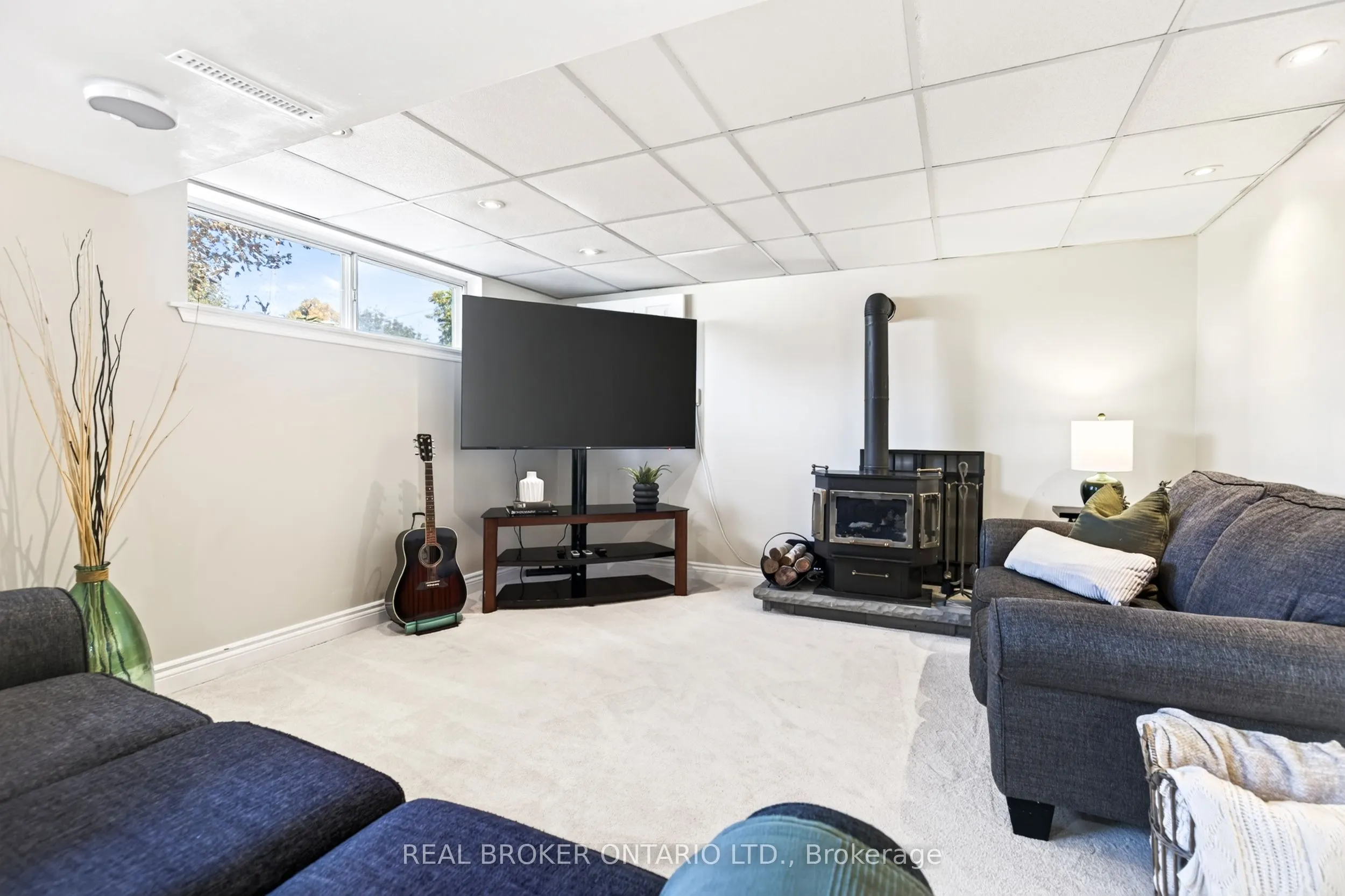 302 Delrex Boulevard