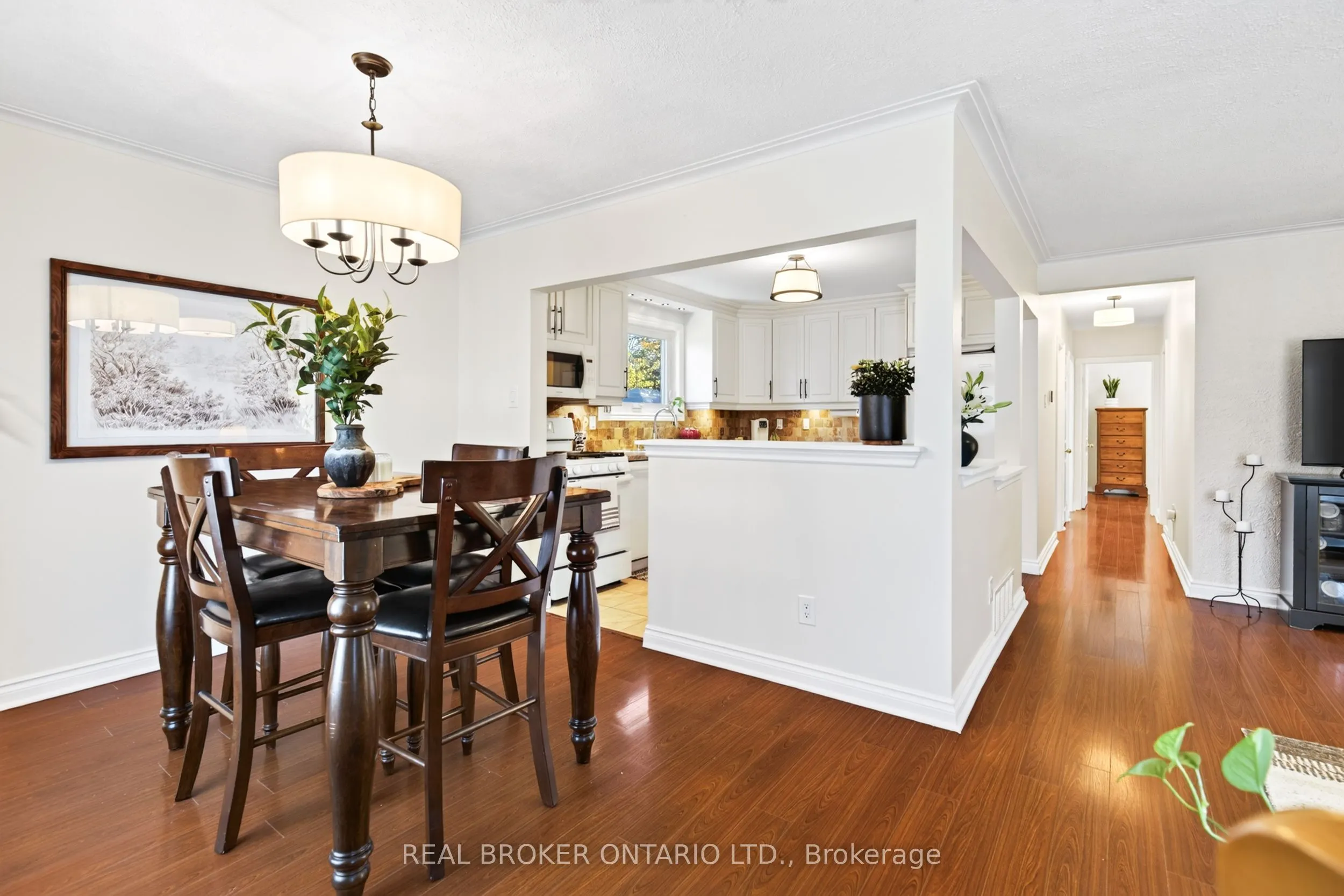 302 Delrex Boulevard