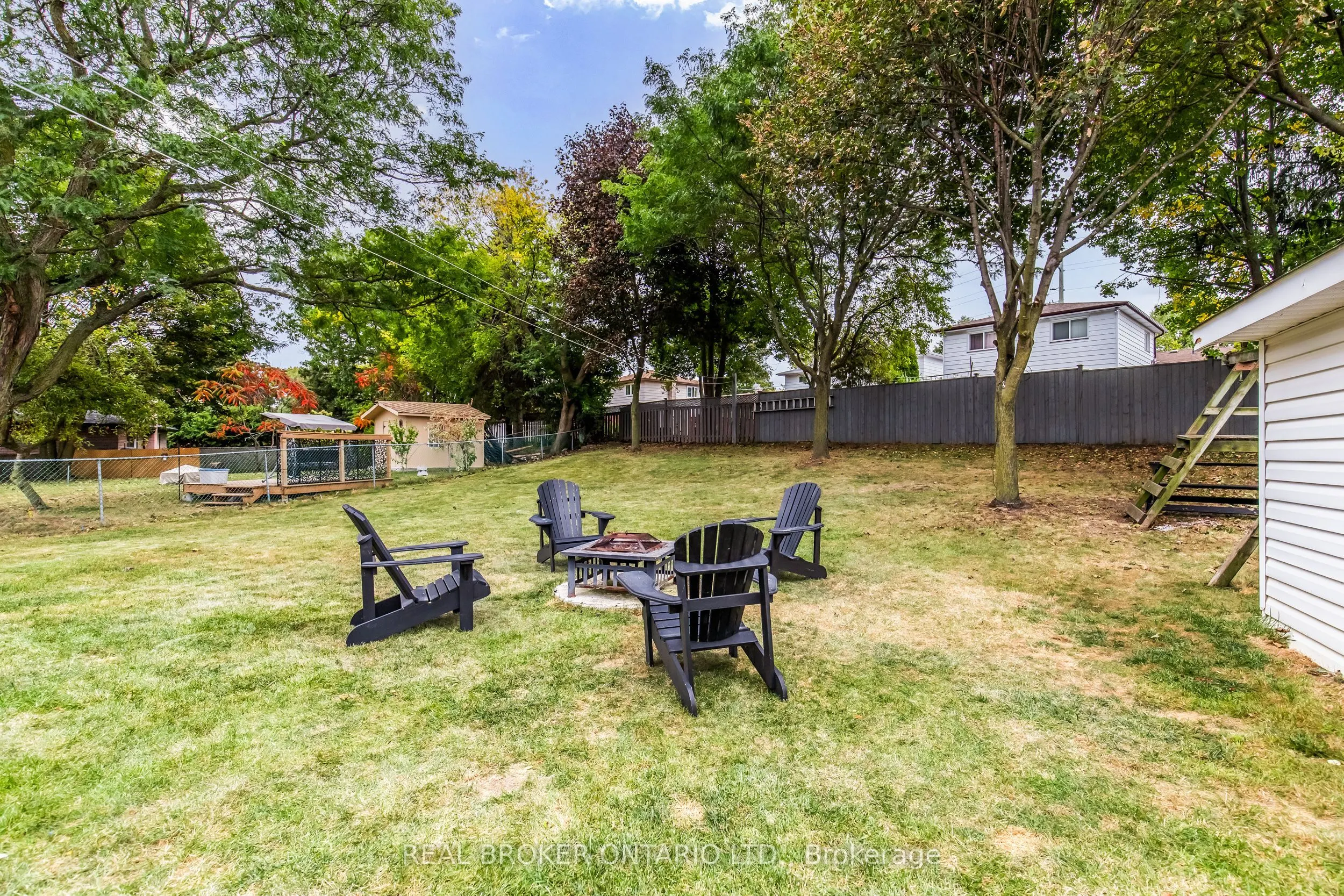 302 Delrex Boulevard