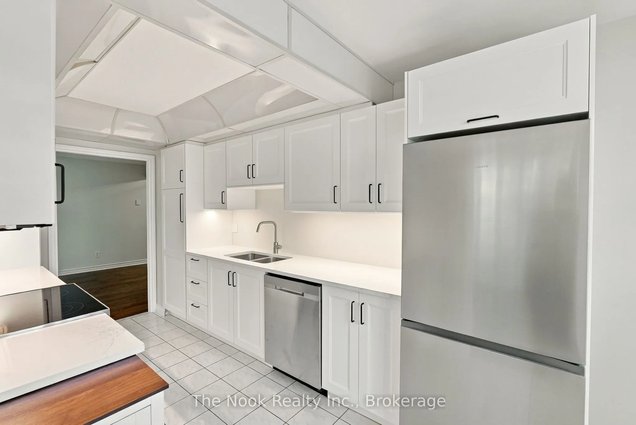1 RIPLEY Avenue #213