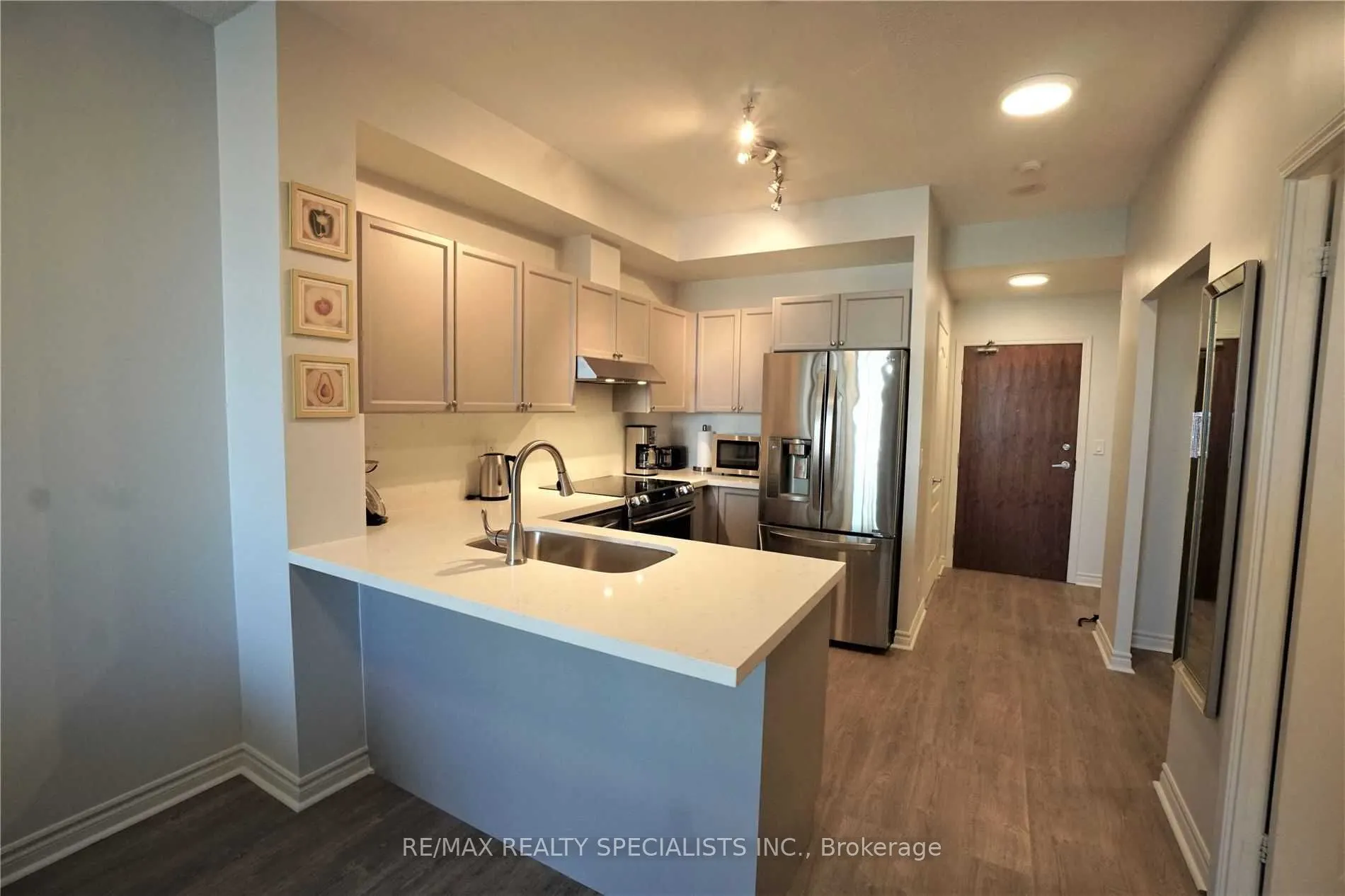 33 Elm Drive #2207