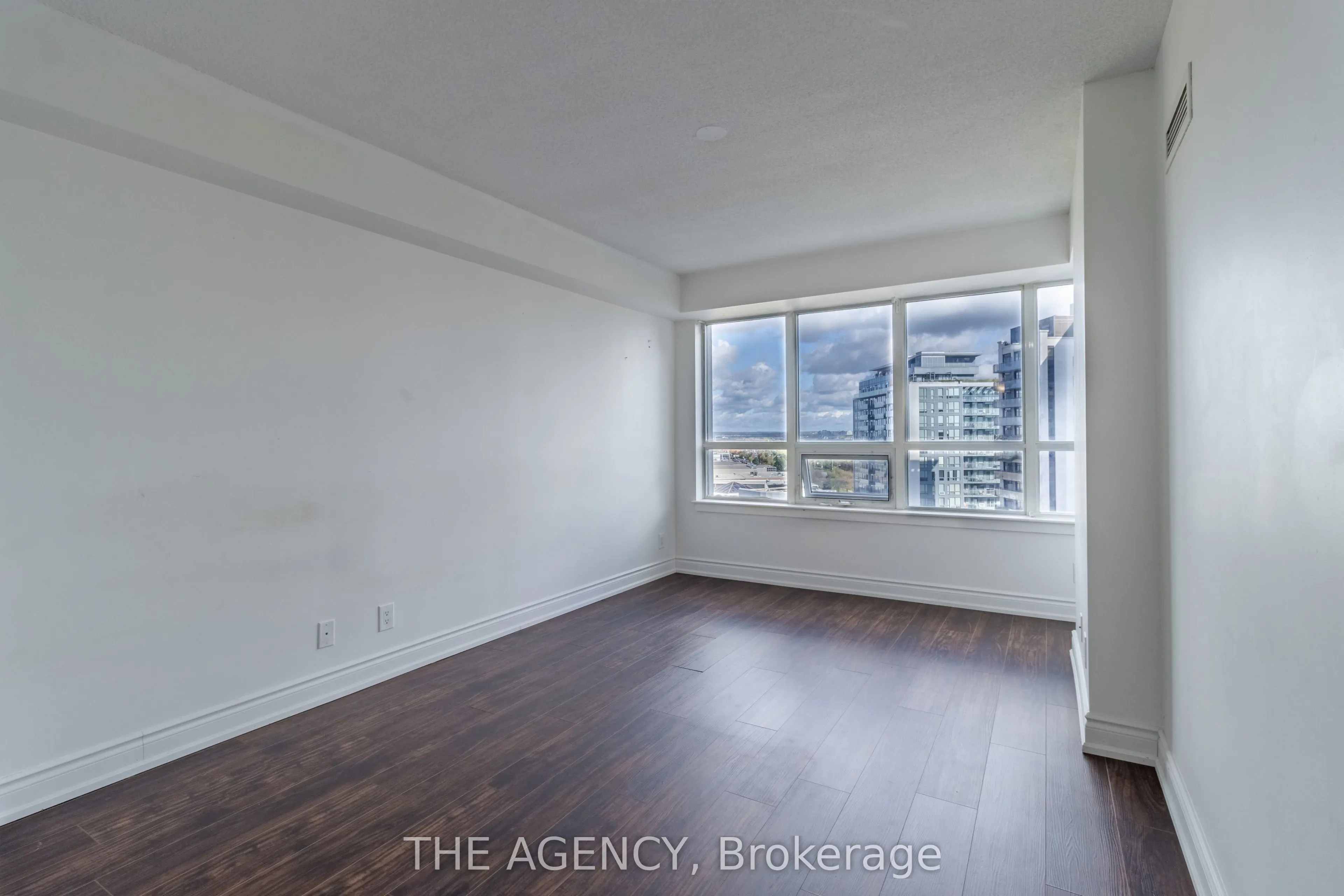 1070 Sheppard Avenue #1004