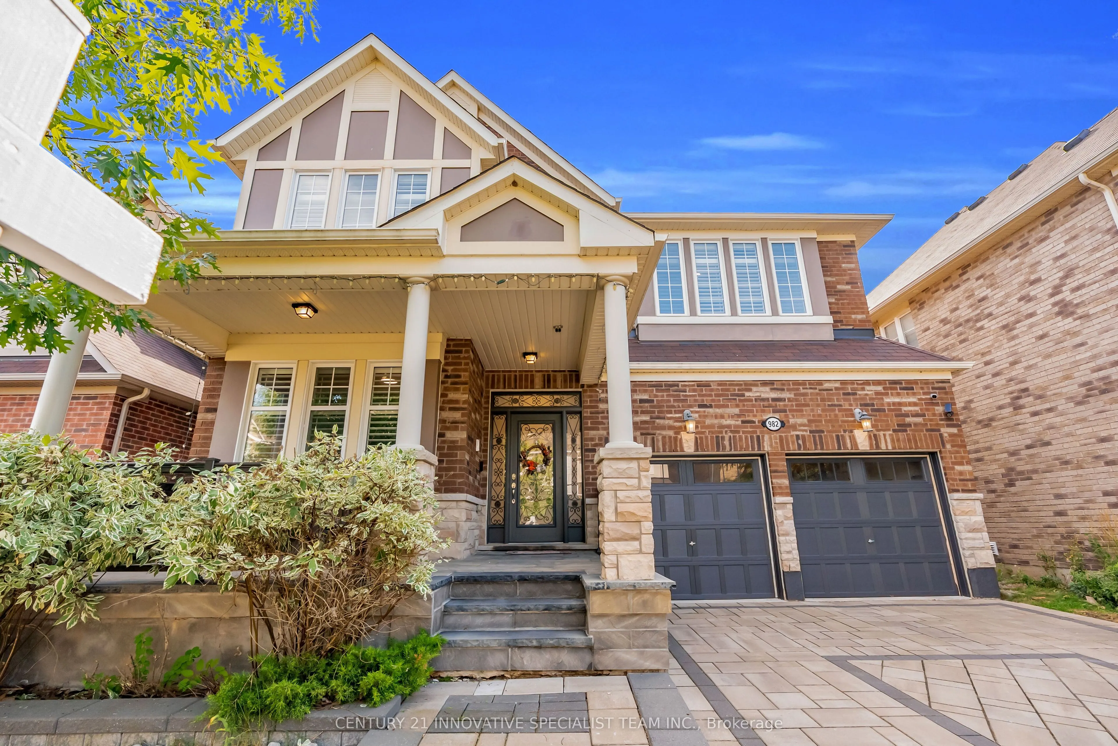 982 Syndenham Lane