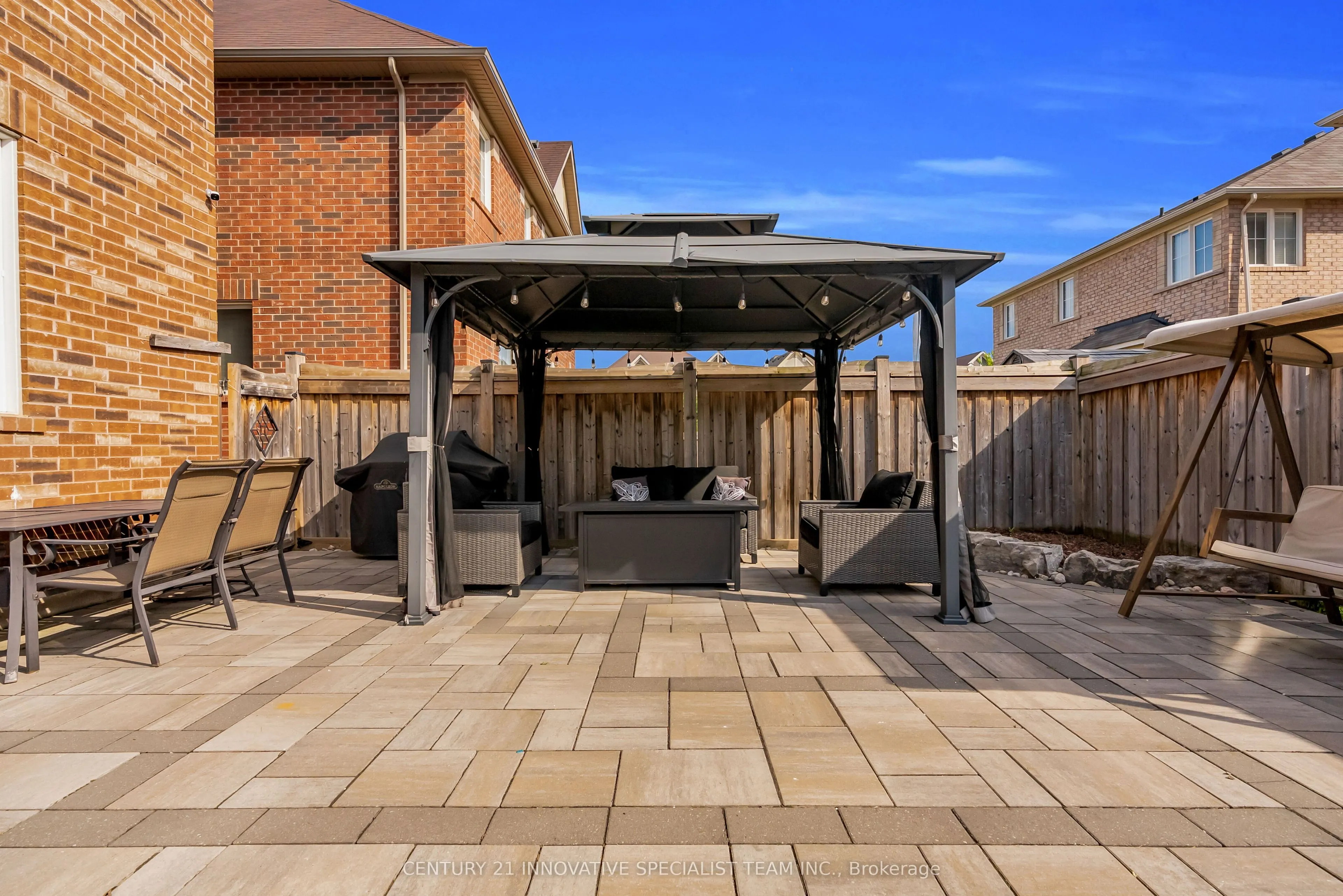 982 Syndenham Lane
