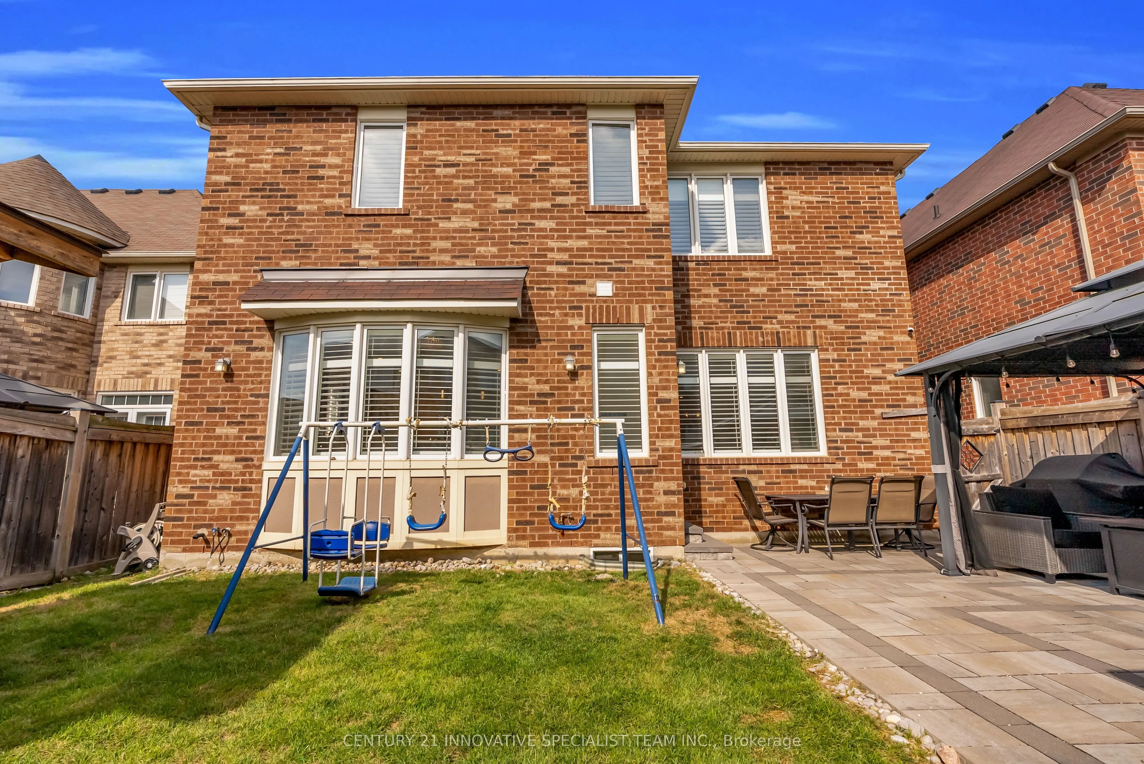 982 Syndenham Lane