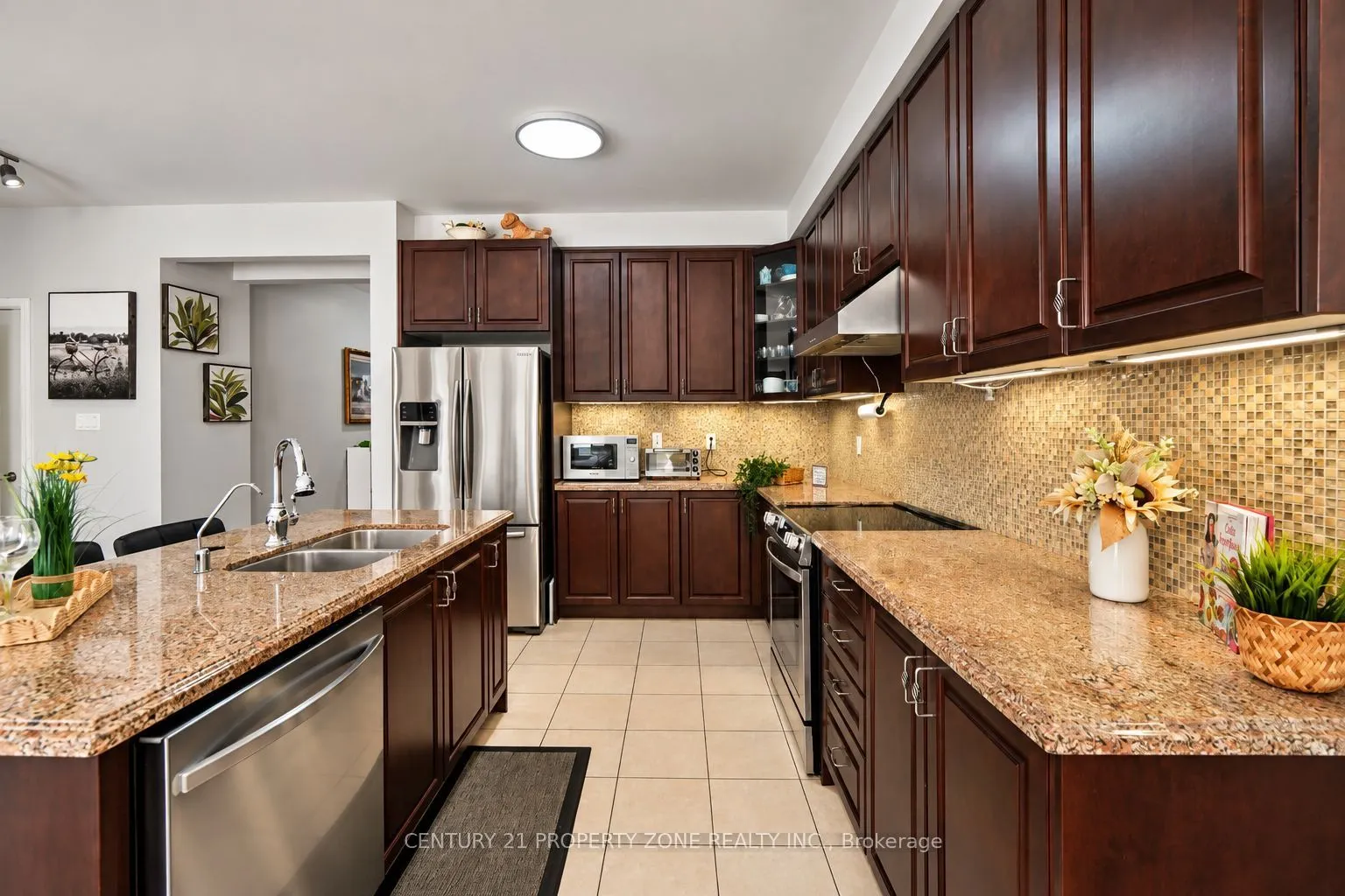 27 Sliprock Crescent