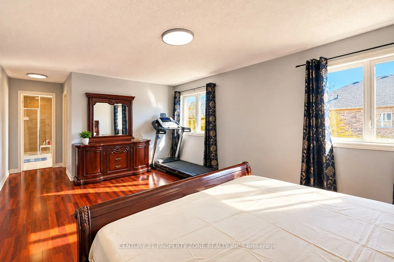 27 Sliprock Crescent