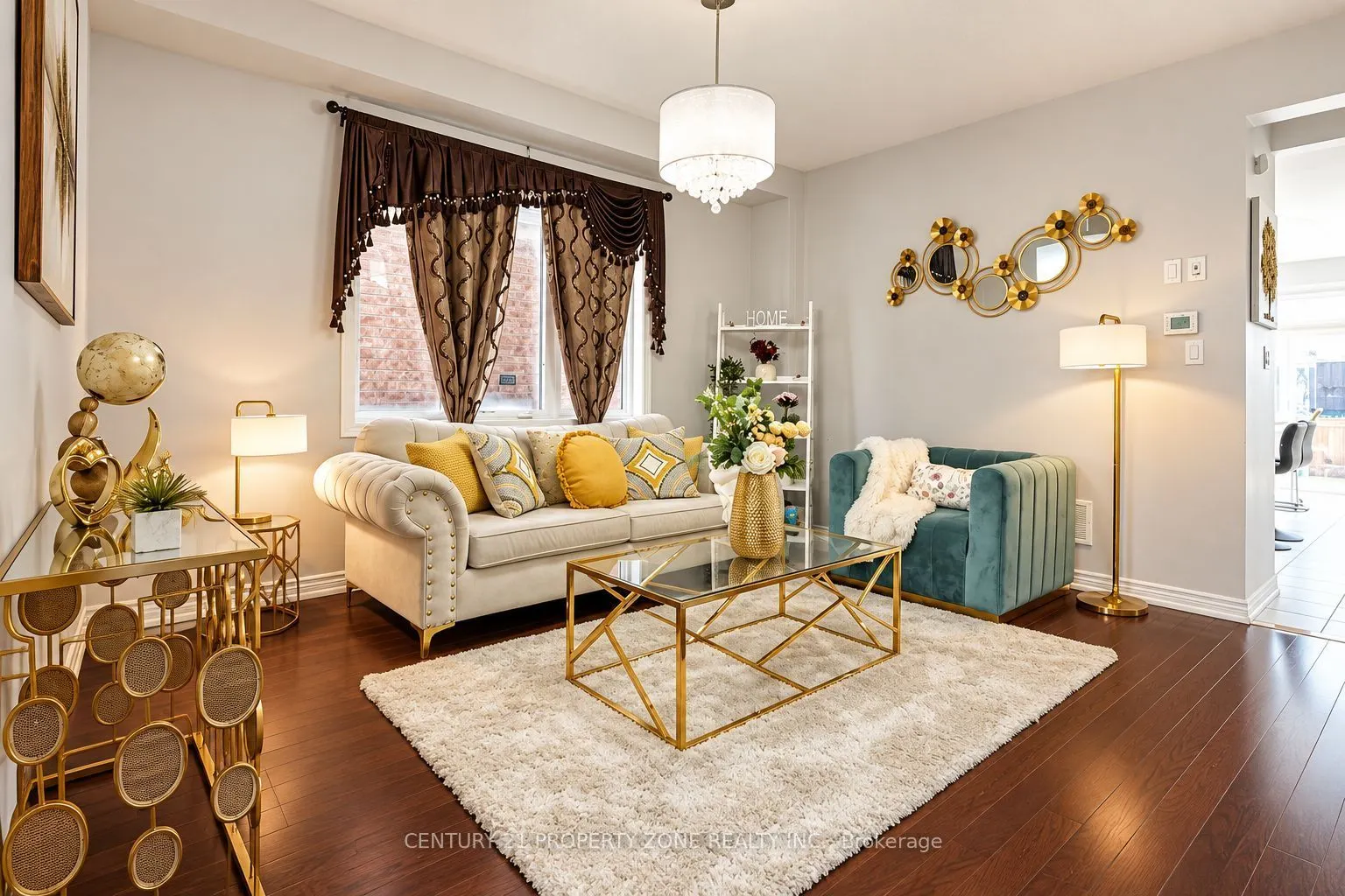 27 Sliprock Crescent