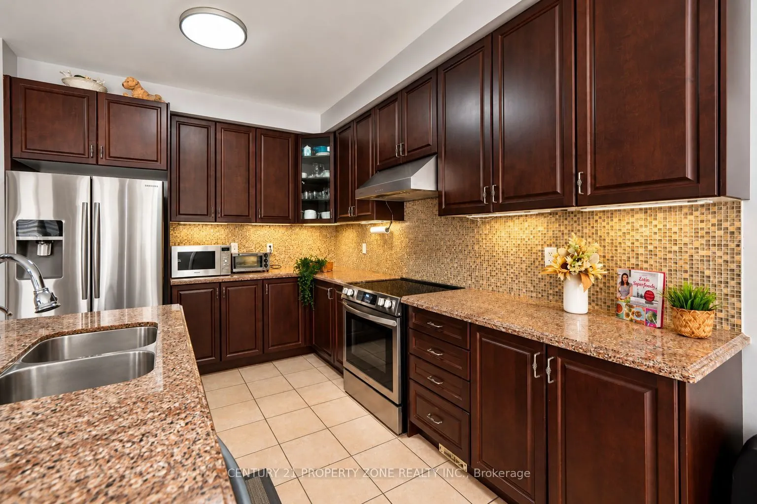 27 Sliprock Crescent
